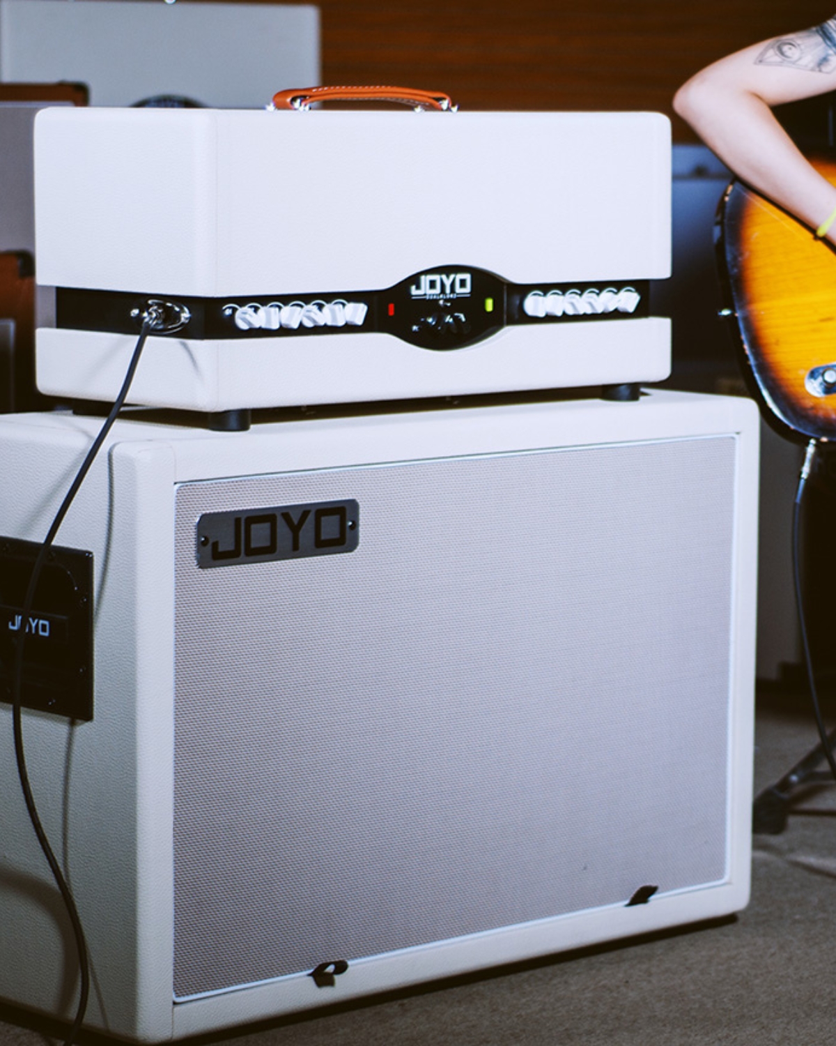 JOYO KLONZ Limited White Tube Amp Head VintageModern