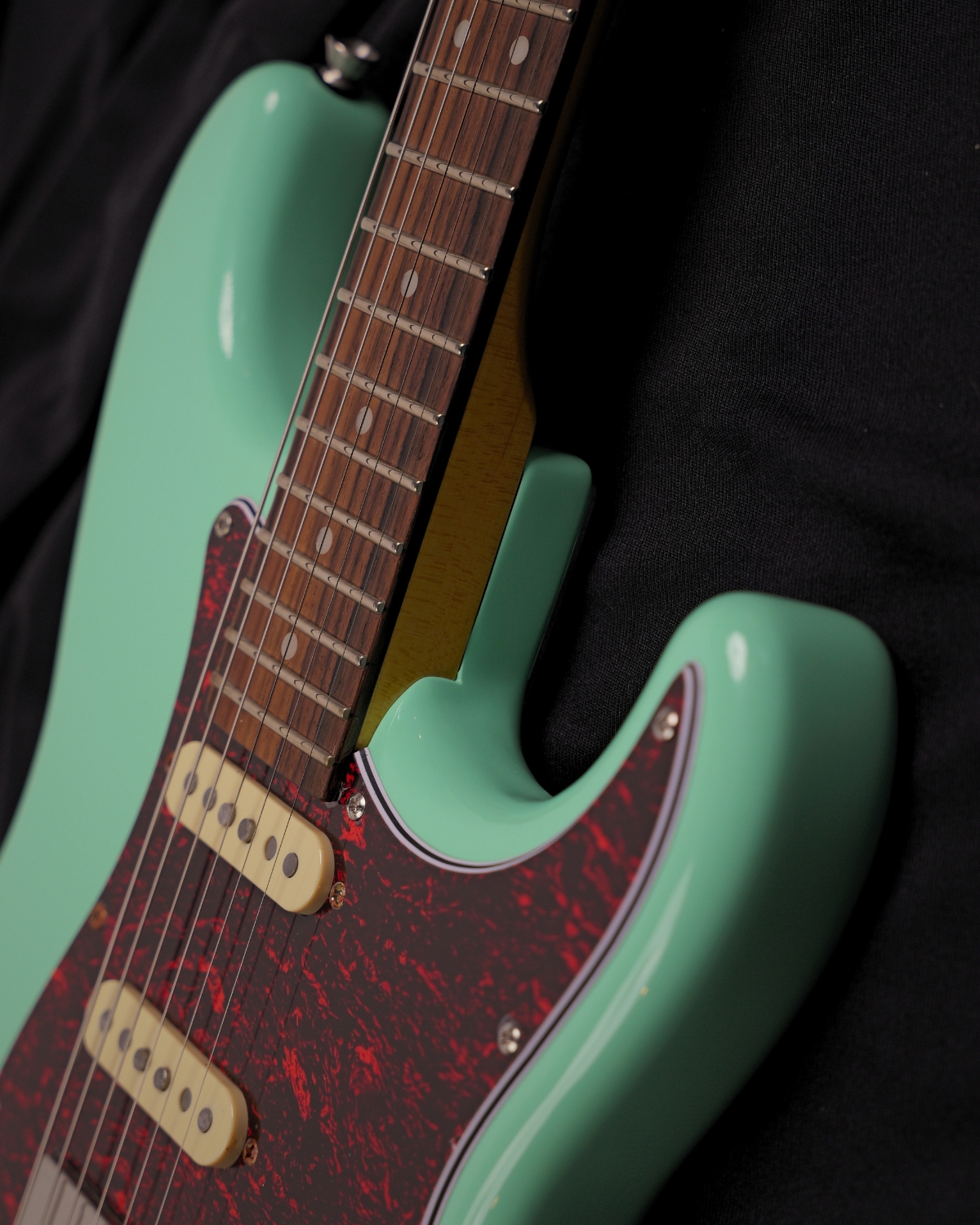 SQOE SEST1000 Surf Green HSS with hardcase