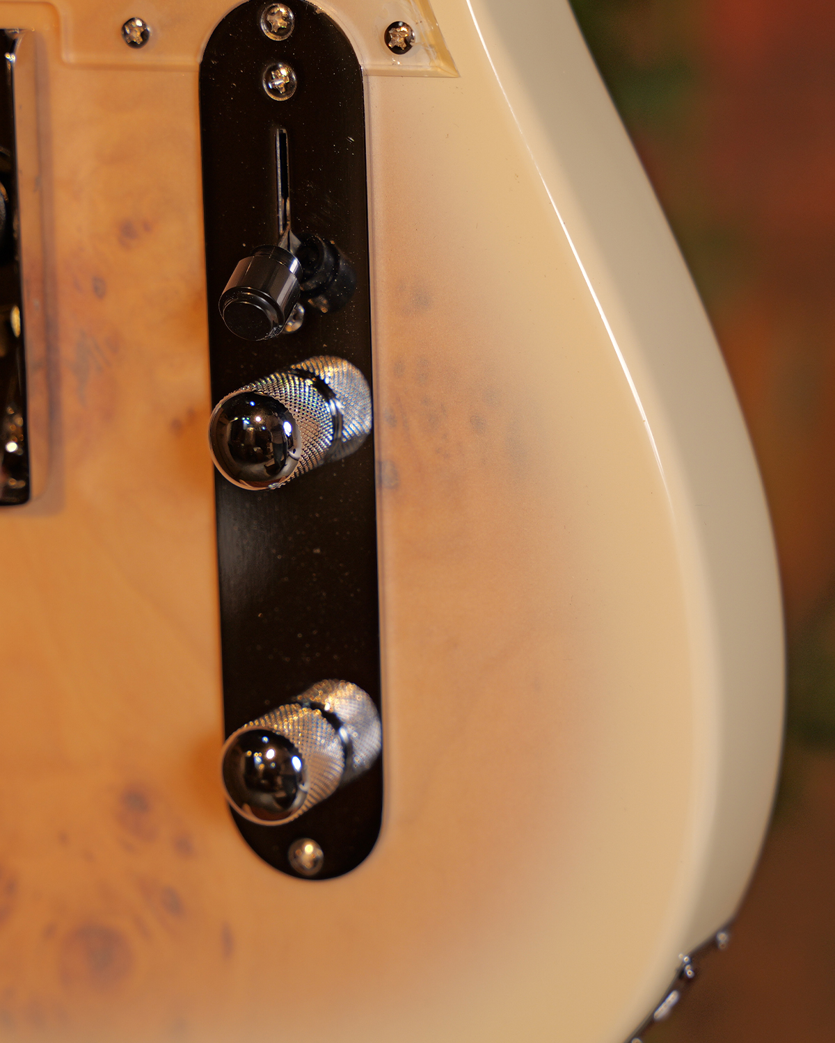 SQOE SETL550 Ivory Whisper White Tele-Style Guitar