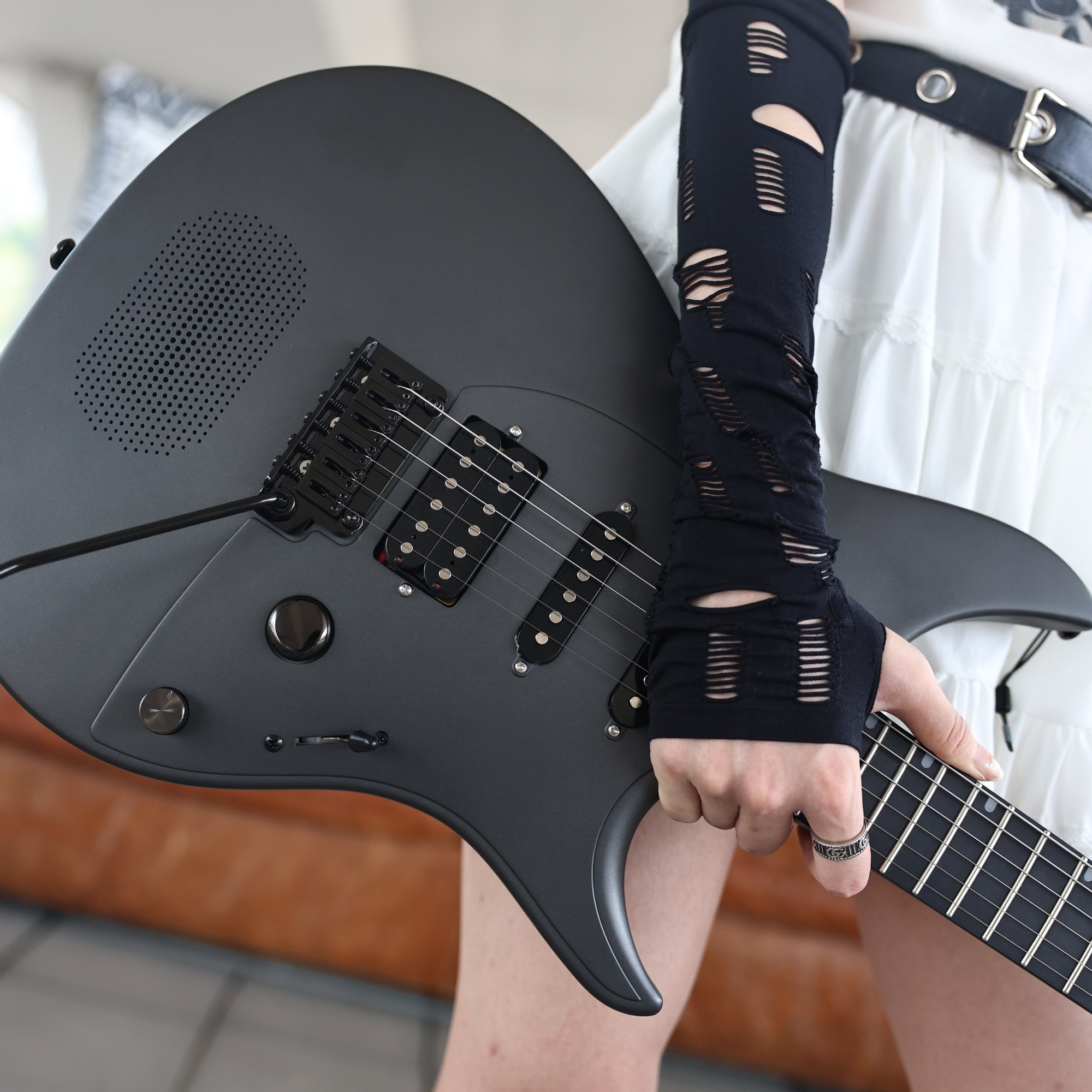 Enya Nova Inspire series black smart electric guitar exclusive thickened bag Type-C charging cable