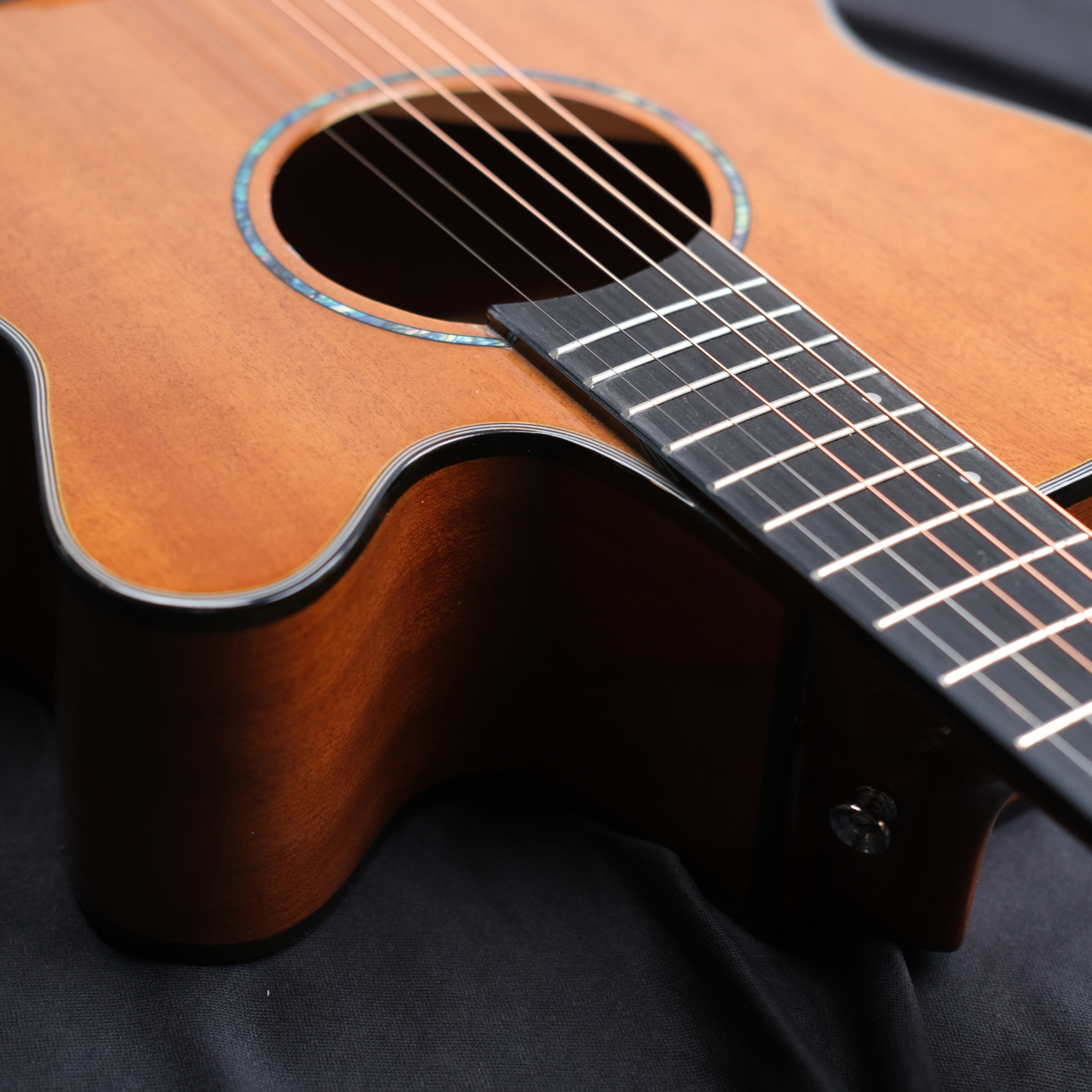 Richtone RT39C MG all Mahogany cutaway guitar Natural gloss