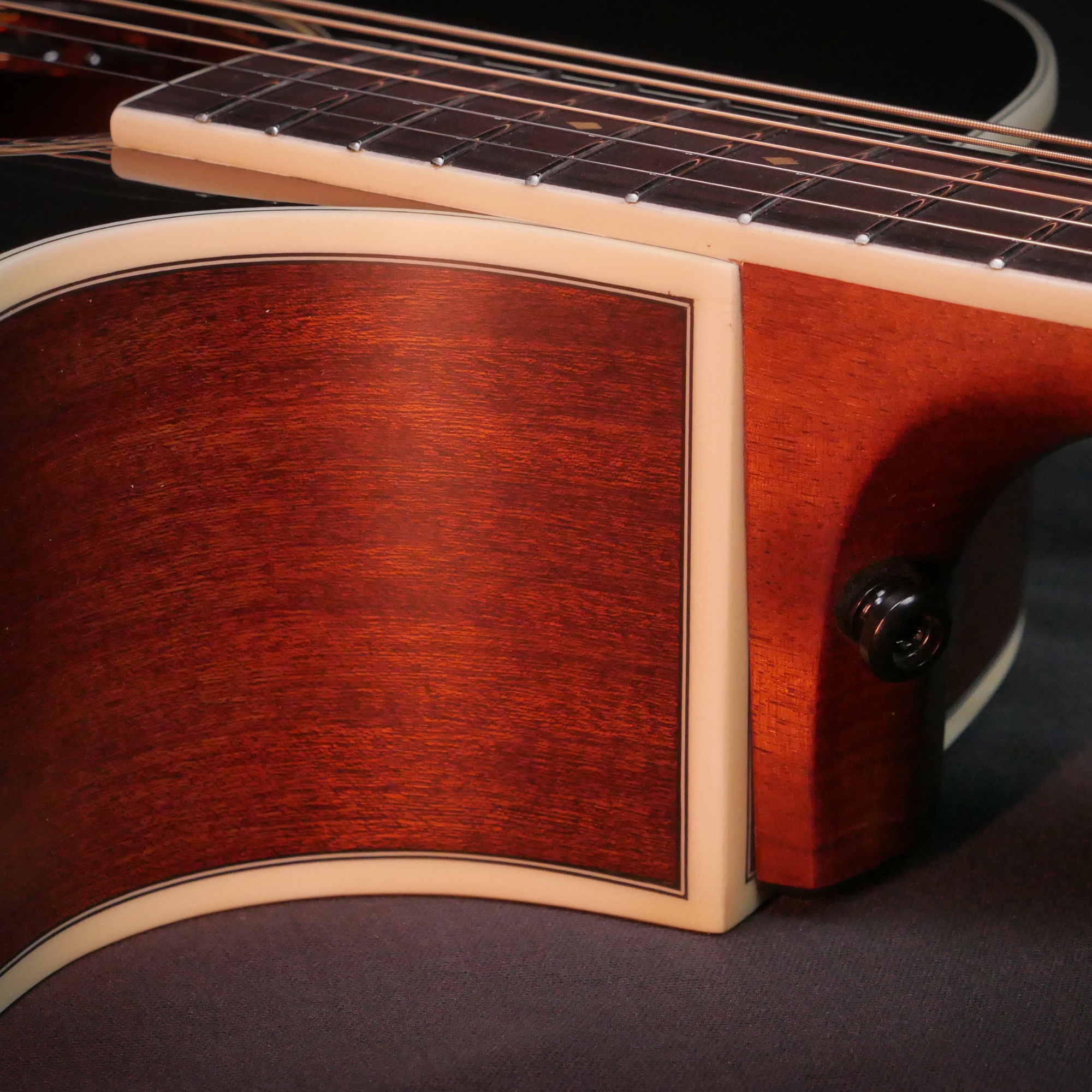 VESPERA - HEX VG300E BT BLACK SOLID TOP WITH LR BAGGS ELEMENT VTC EQ