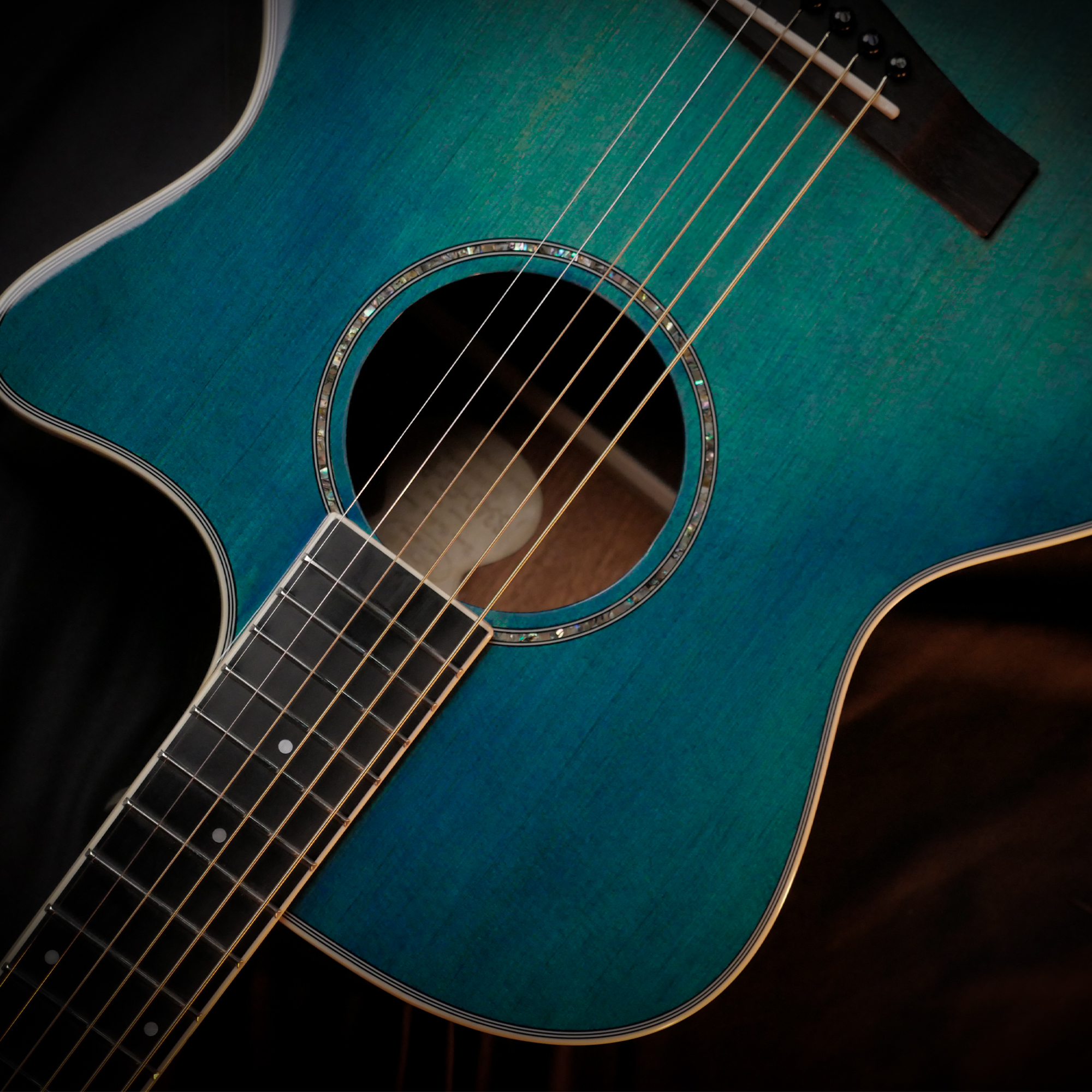 SQOE S340 FGCS Solid top Acoustic guitar - classic blue