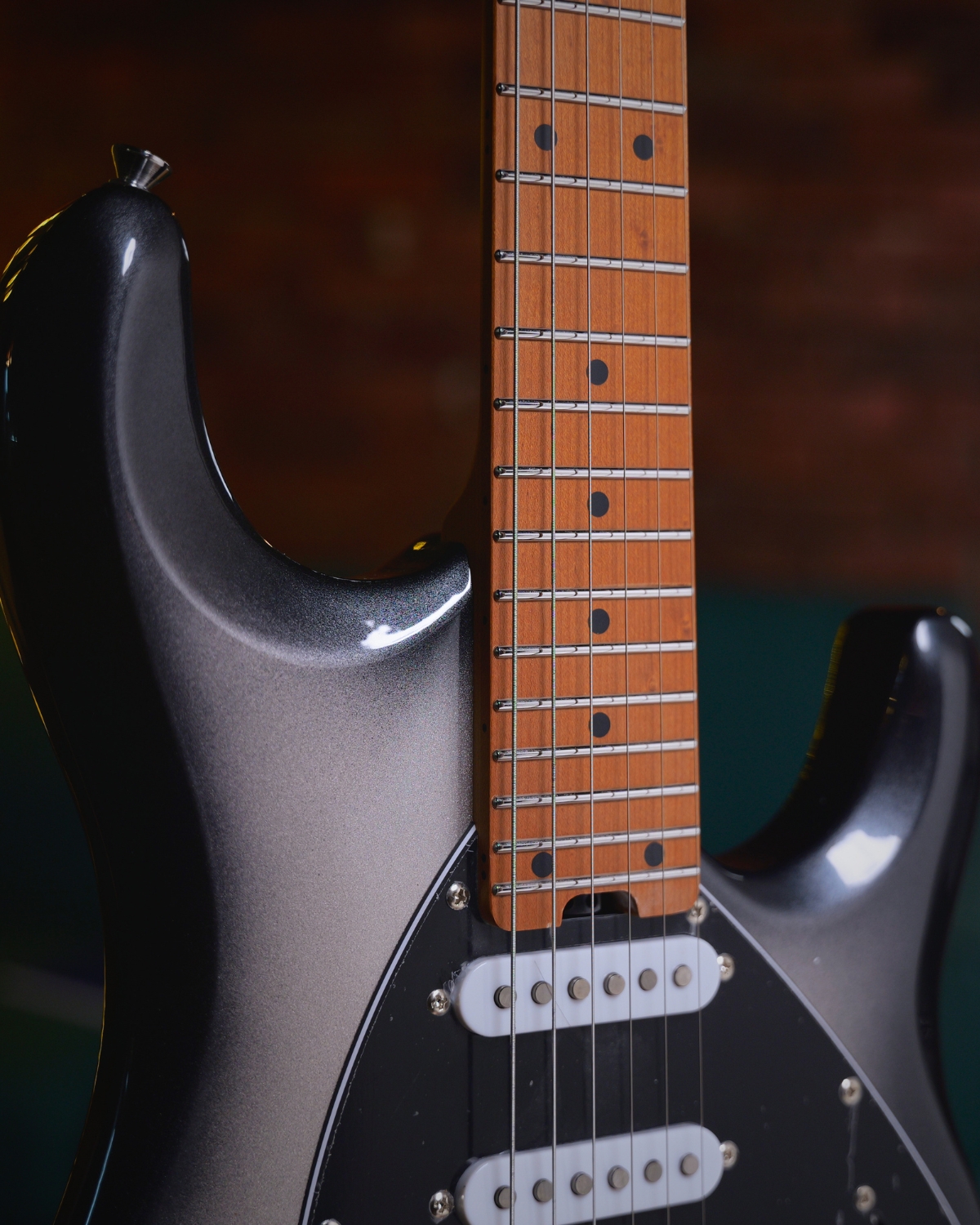 SQOE SEMS200 MWH Metallic White hybrid HSS Alnico 5 Electric Guitar