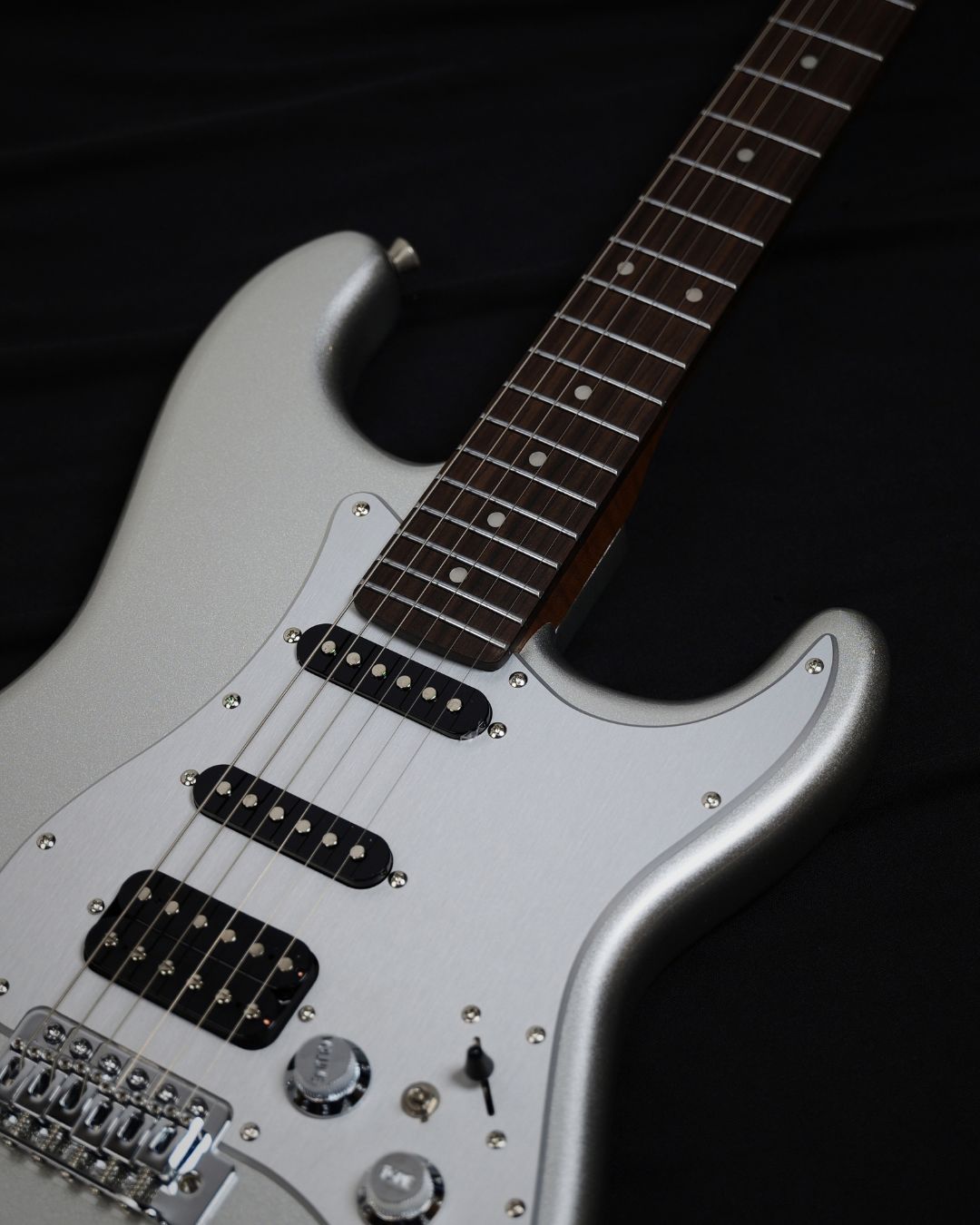 SQOE SEST610 HSS Electric Guitar - Frosted Silver