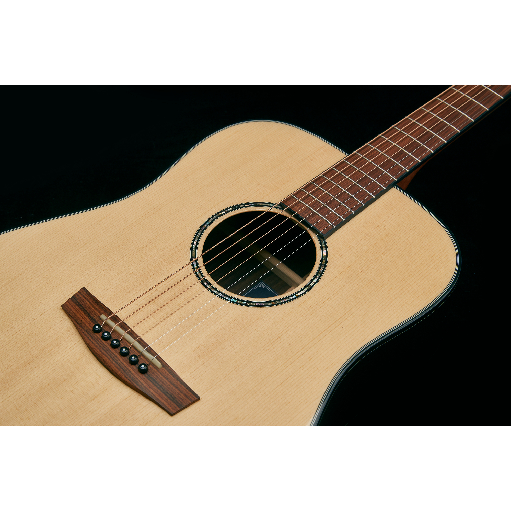 D350G - STING SERIES