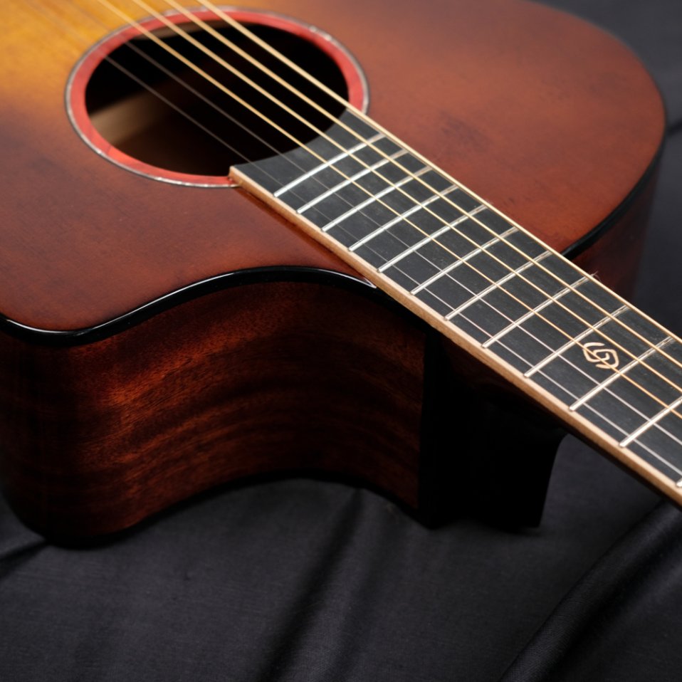 Strydom F240C auditorium acoustic guitar Tobacco gloss