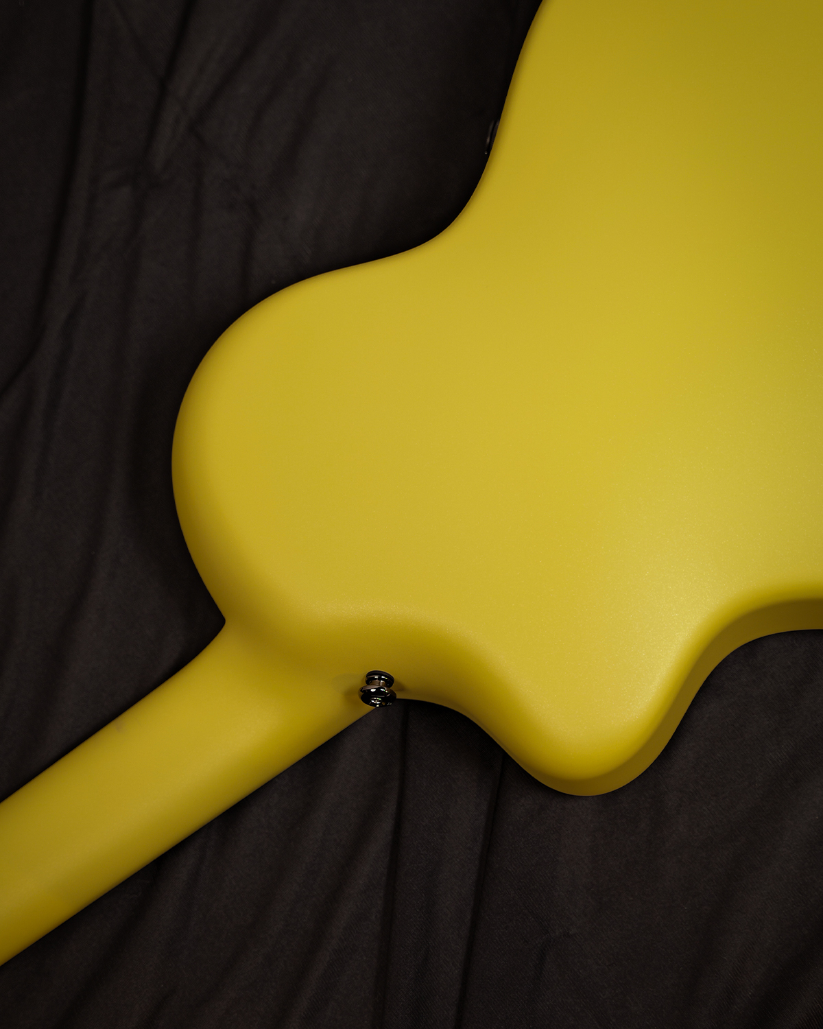 Natasha Cosmos NSX  Carbon Fibre Classical Guitar with Smart Pickup glaze gold