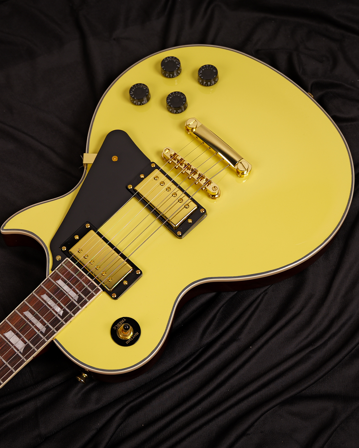 Strydom Fatboy FB30 Vintage cream Les Paul Style Alnico V