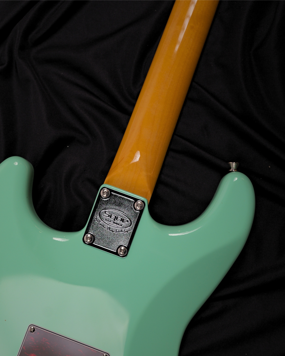 SQOE SEST1000 Surf Green HSS with hardcase