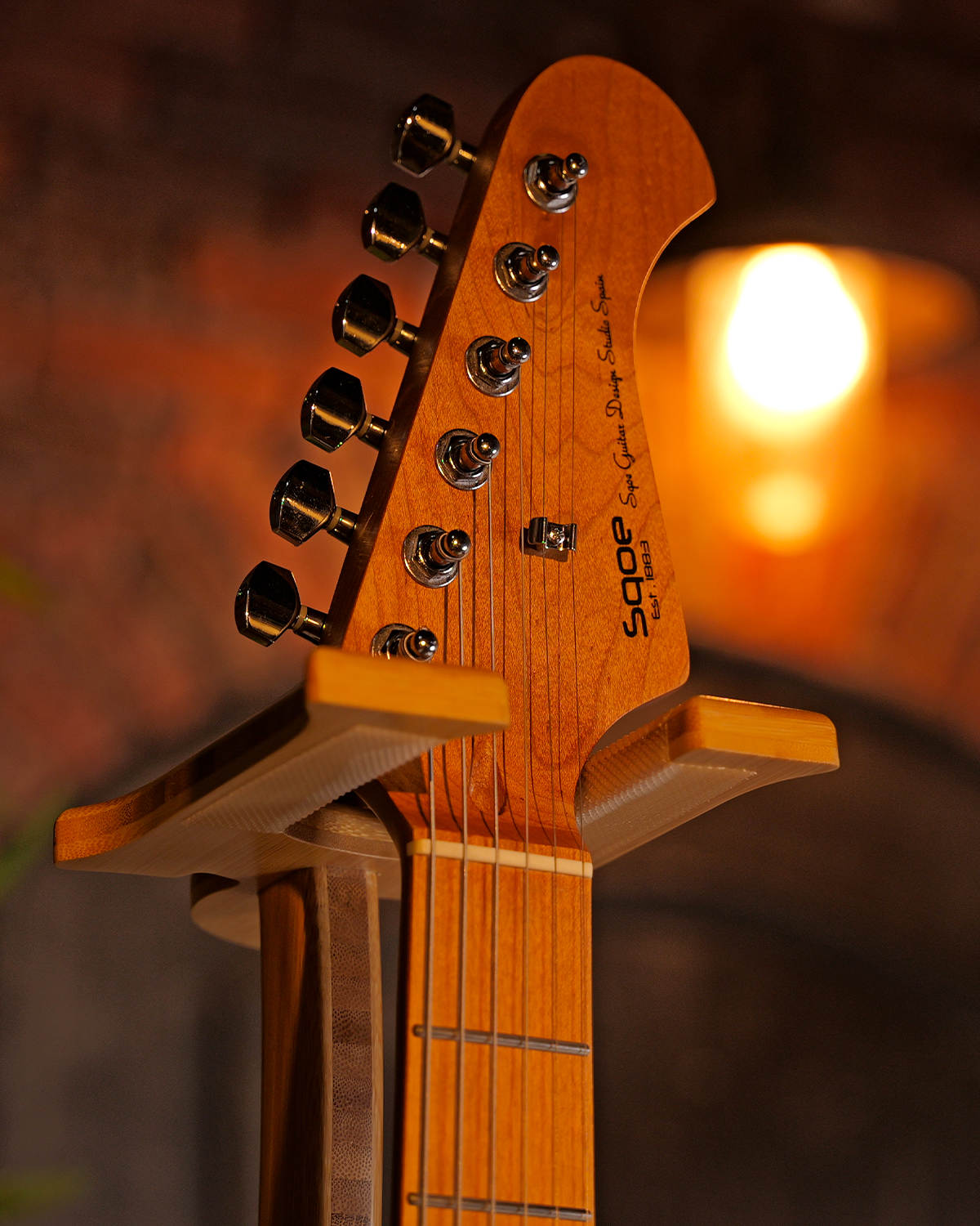 SQOE SETL550 Ivory Whisper White Tele-Style Guitar