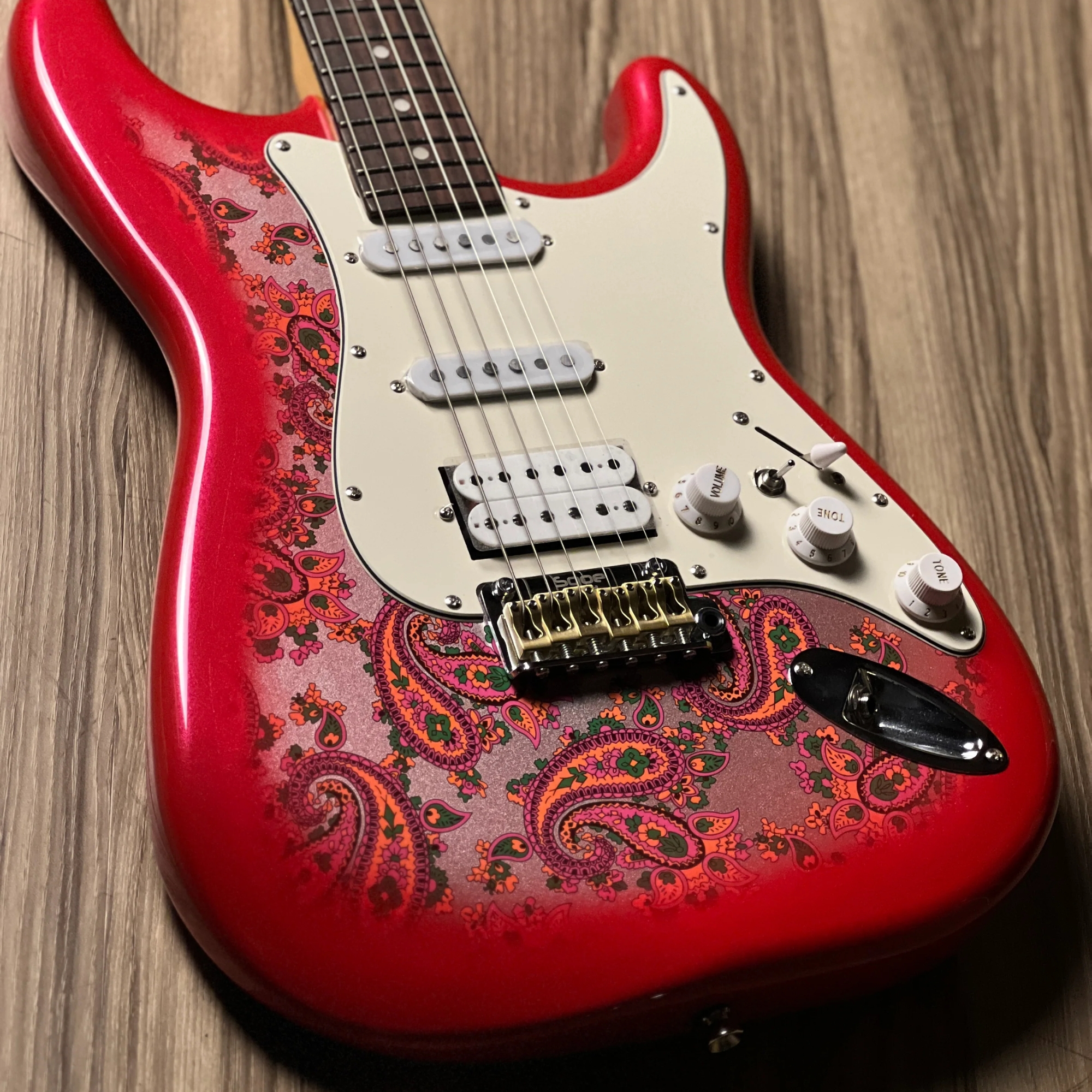 SQOE SEST1100 HSS - PAISLEY RED HARDCASE WITH KIT