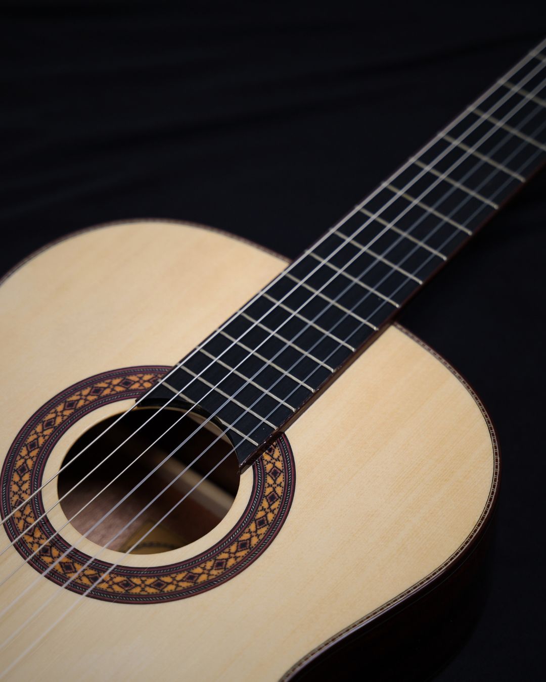 SQOE EC3968 Spruce Natural Classical Guitar