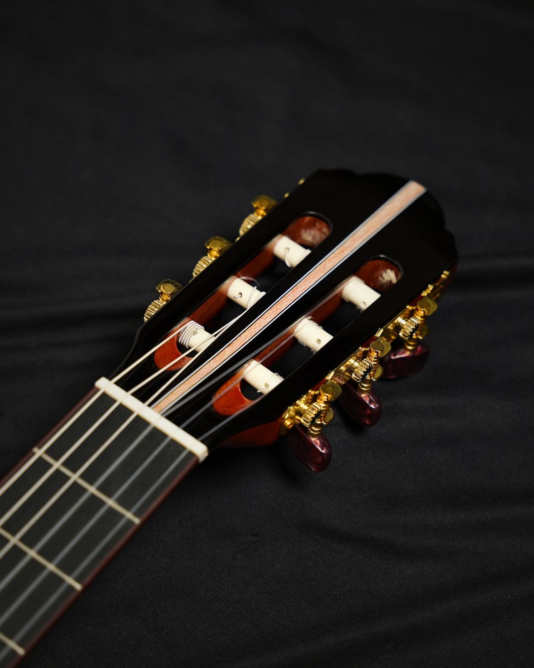SQOE EC3968 Spruce Natural Classical Guitar
