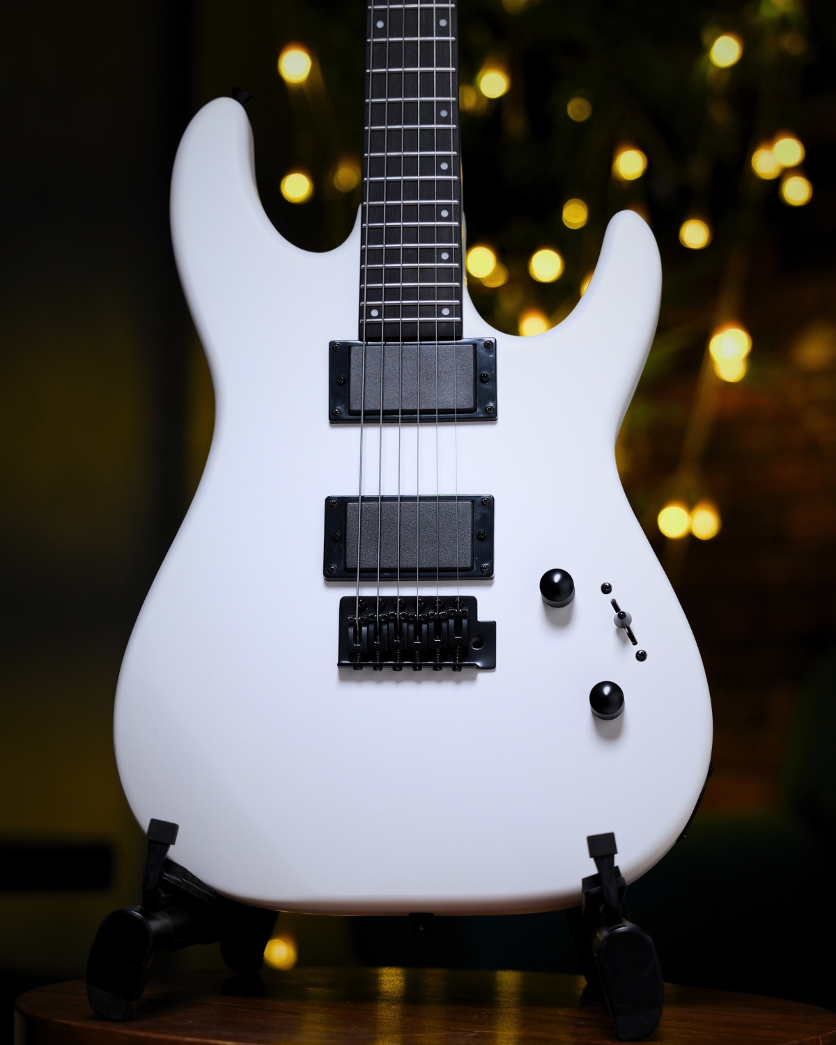 SQOE SEIB300 Electric Guitar White knight 24 Frets Dual Humbucker Metal Guitar