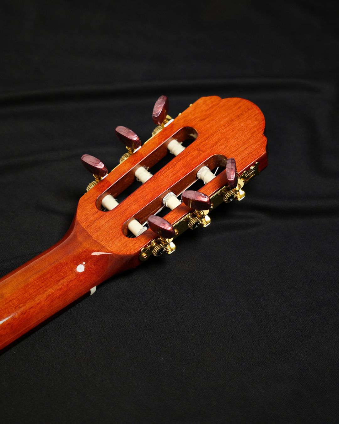 SQOE EC3968 Spruce Natural Classical Guitar