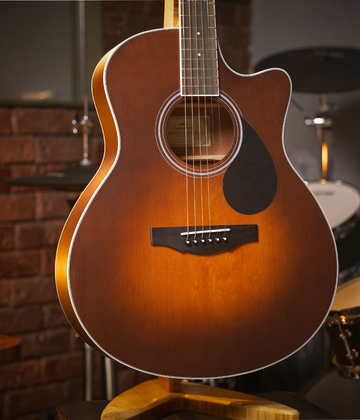 Kepma A1C Acoustic Guitar Crimson satin