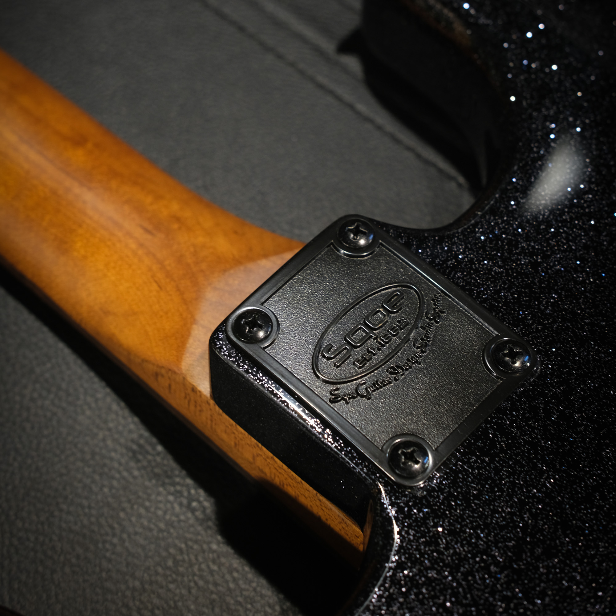 SQOE SEST880 SMART ELECTRIC HSS OBSIDIAN BLACK