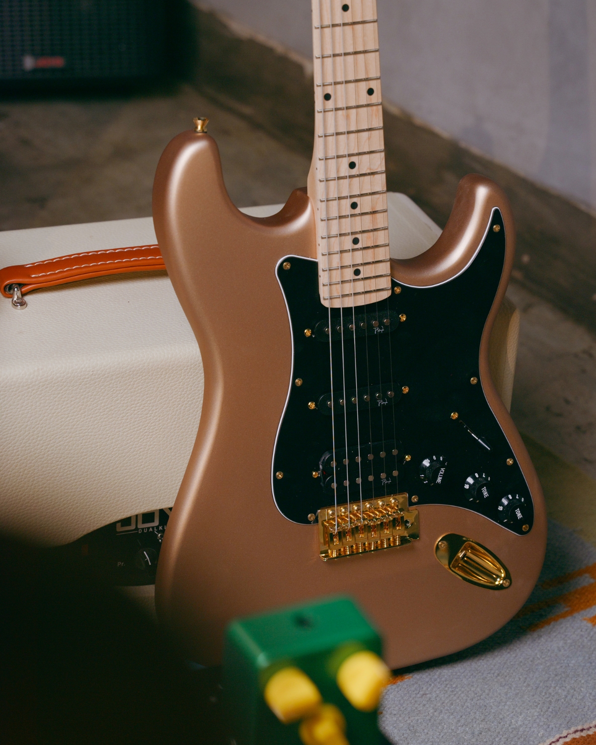 Strydom ST20M Nova Gold Electric Guitar  Gold Hardware