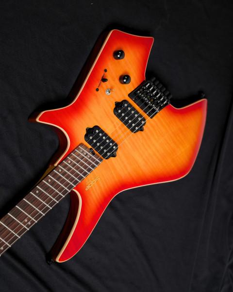 Mahogany Body With A Flame Maple Top - SQOE SEWT998 Honey-Orange Sunset