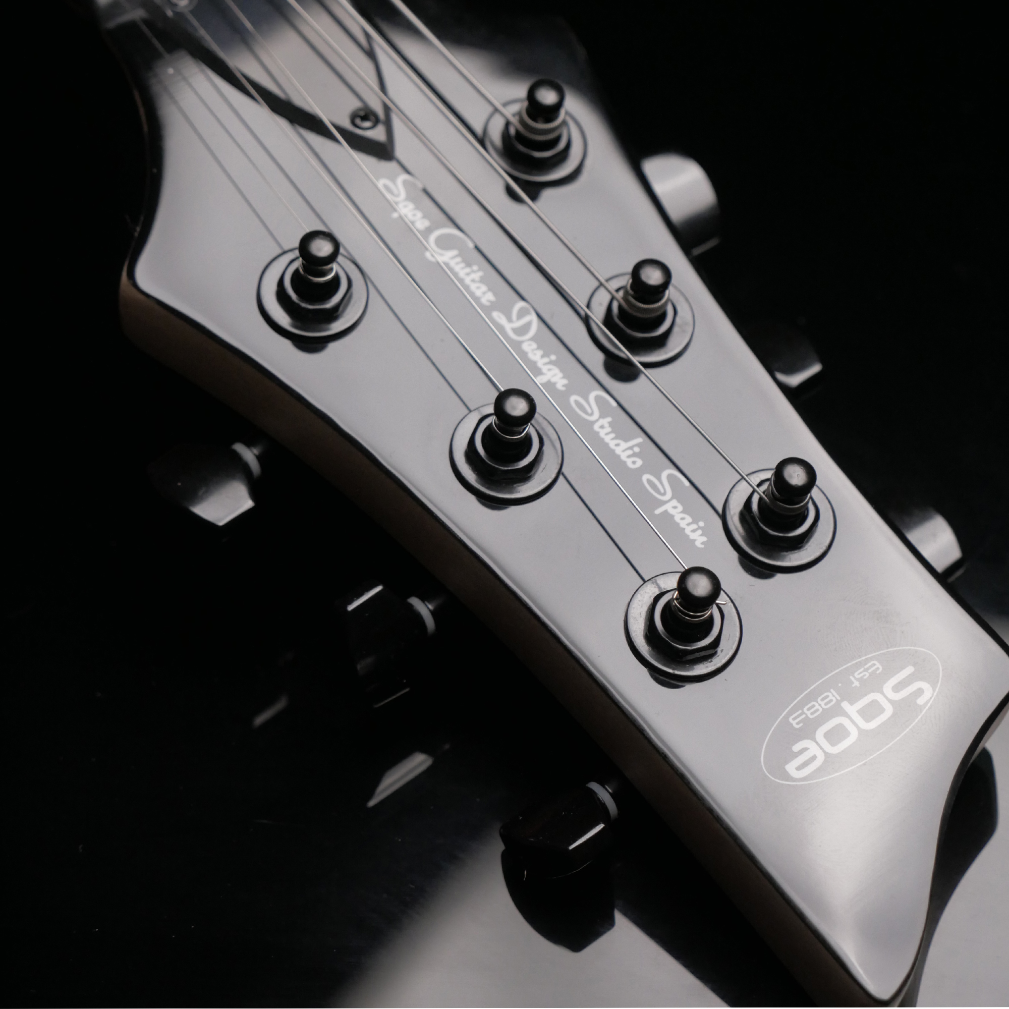 SQOE SEIB370 Red Super Strat series