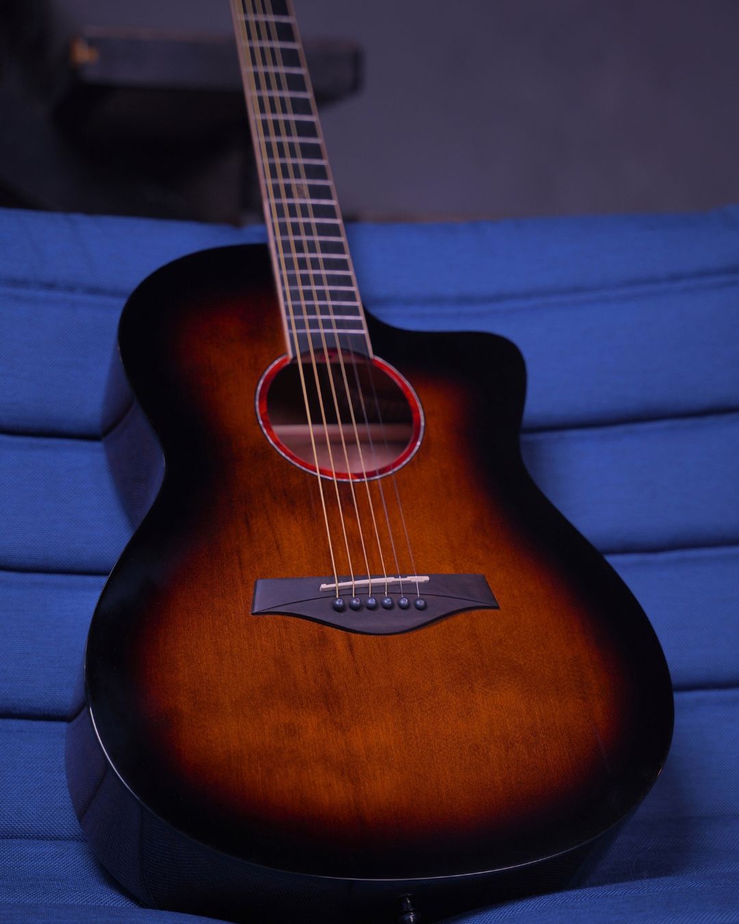 Strydom F239C 39inch Acoustic guitar Tobacco gloss