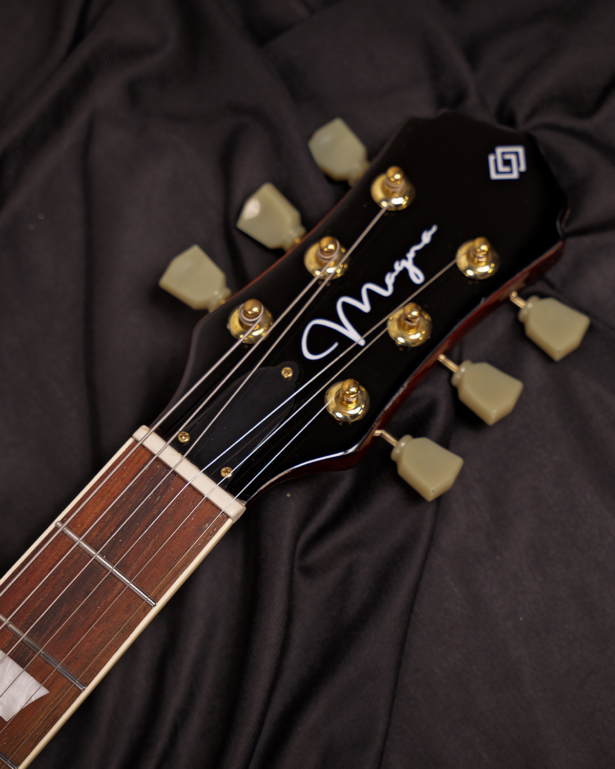 Strydom Fatboy FB30 Vintage cream  Les Paul Style  Alnico V