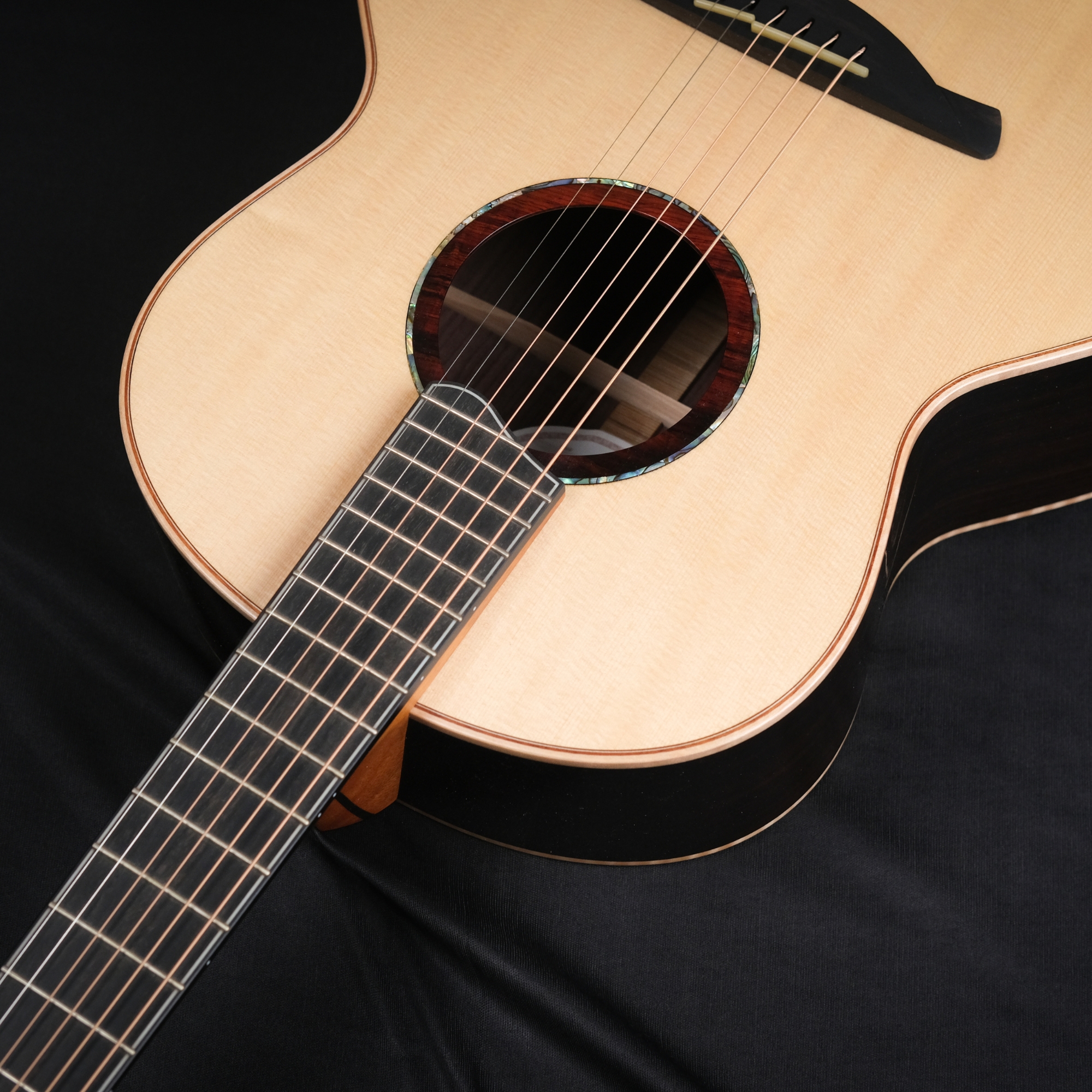 Hsienmo F shape custom 3A Spruce 3A wild east indian rosewood acoustic guitar