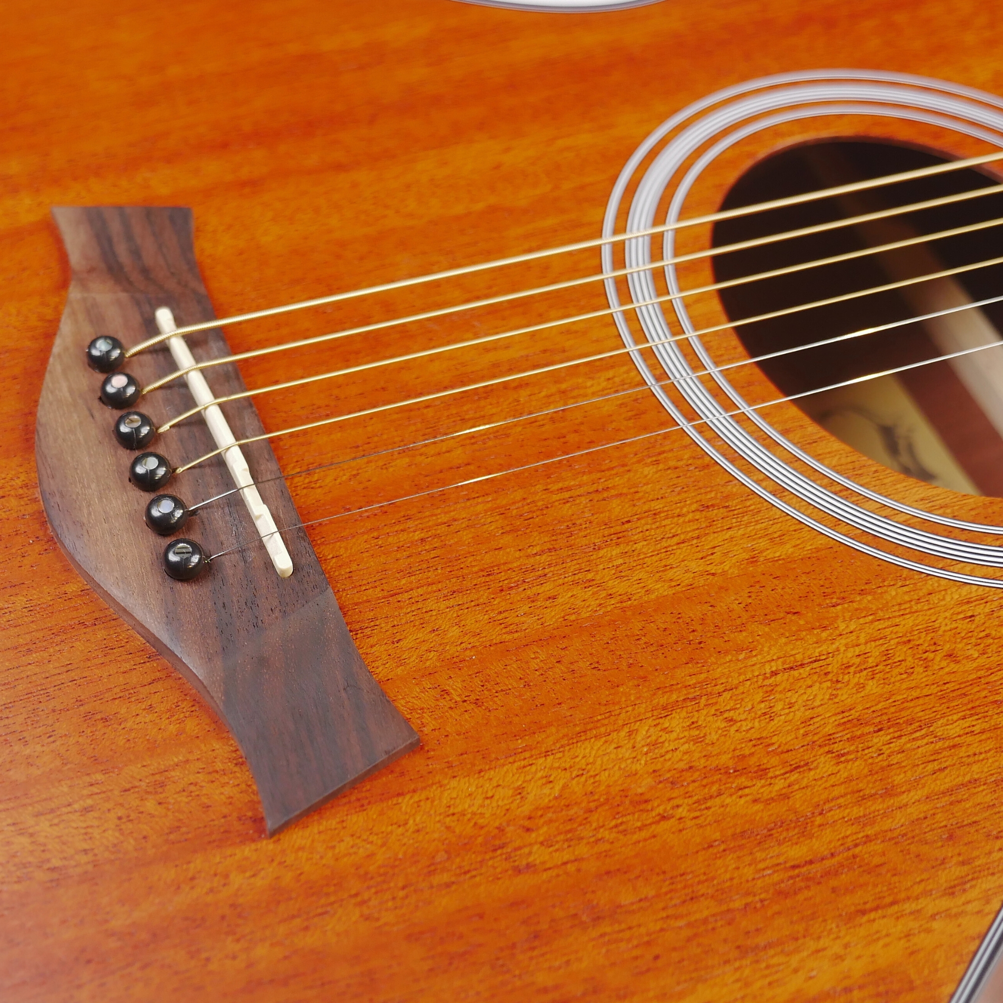 Richtone RT39C Slim all Mahogany cutaway guitar with fishman eq