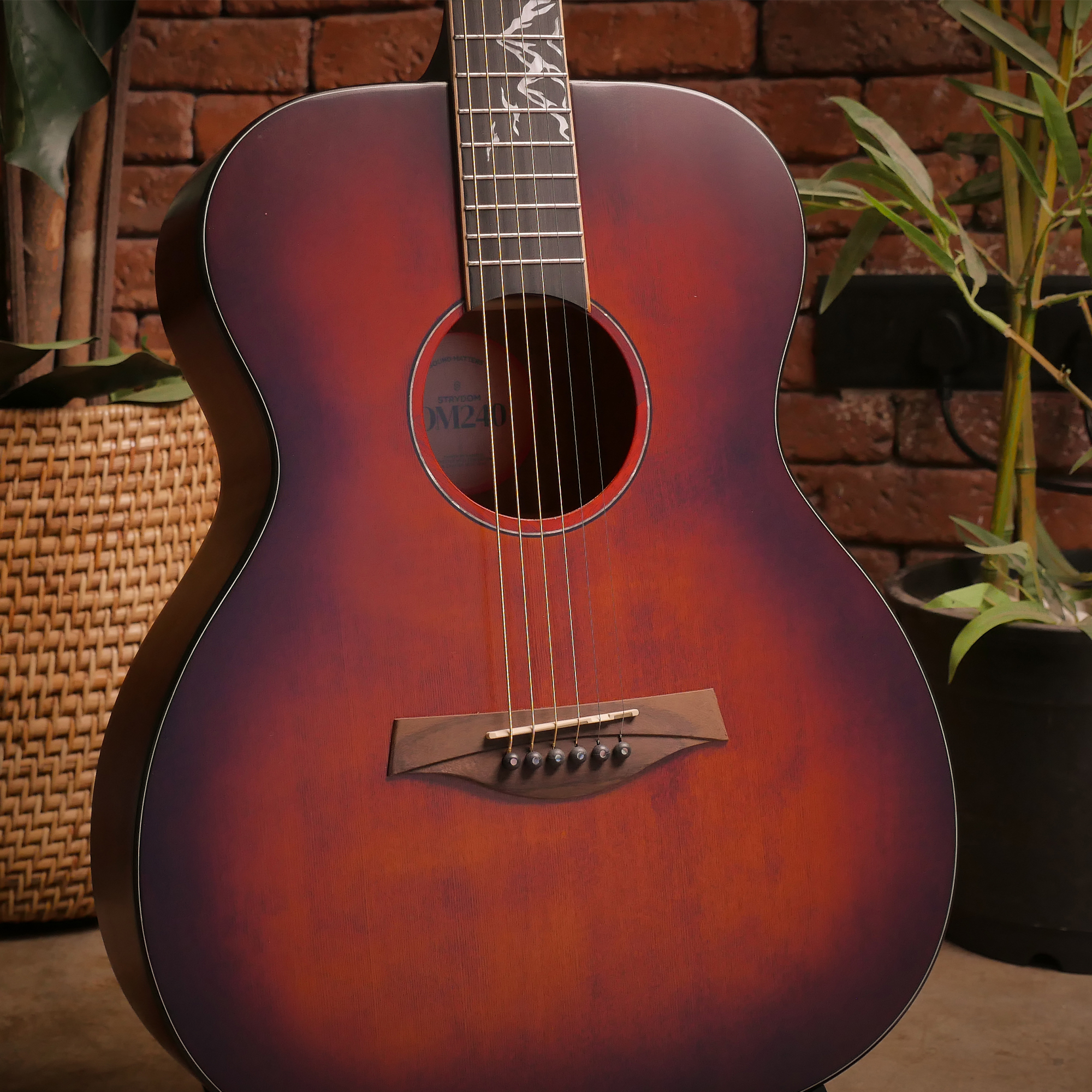 Strydom OM240 Red Moon Acoustic guitar Vintage