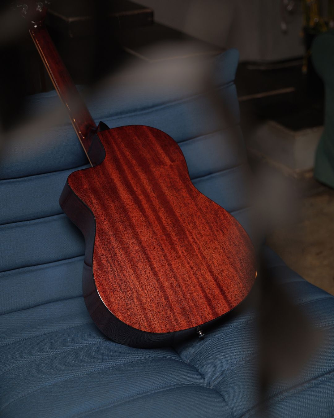 Strydom F239C 39inch Acoustic guitar Tobacco gloss