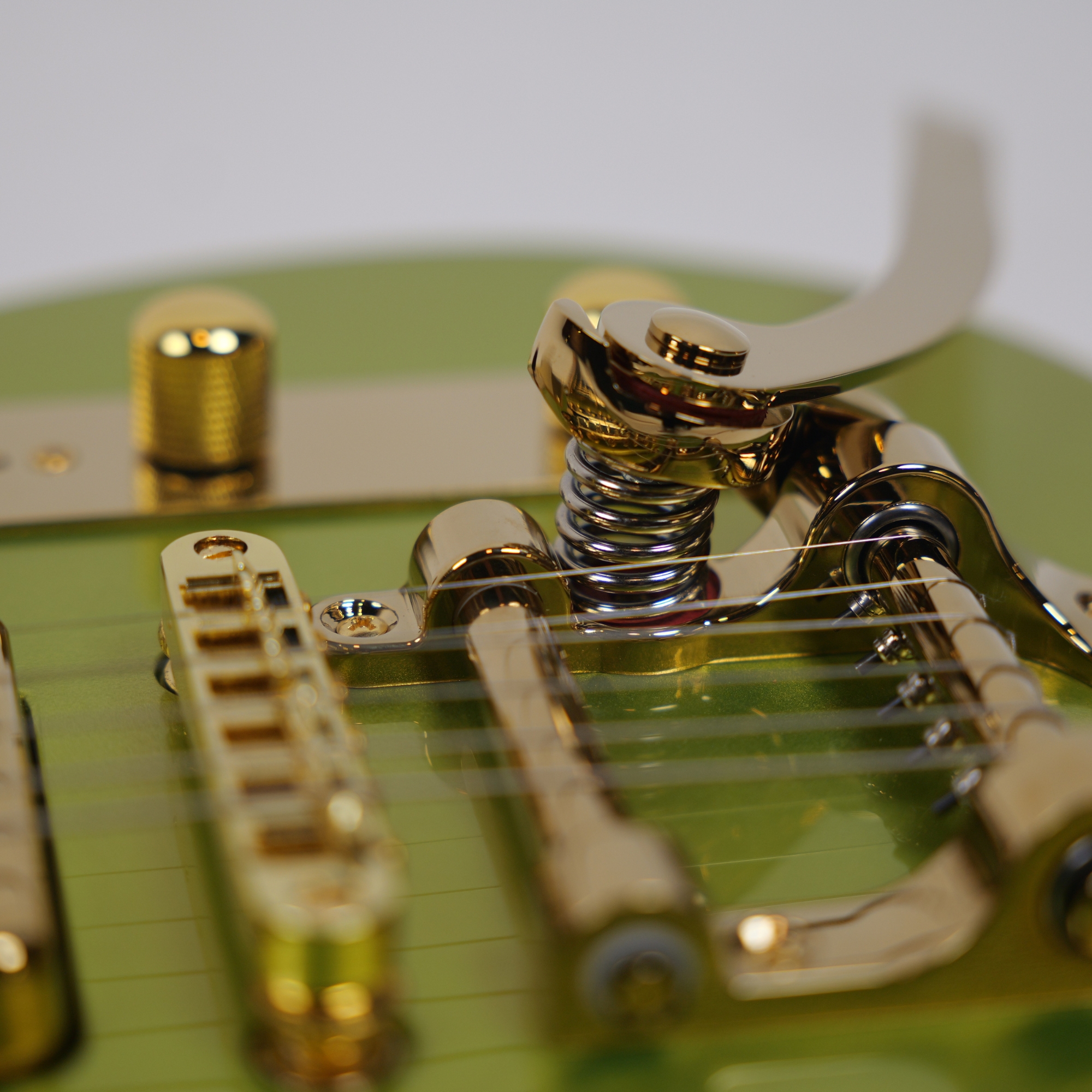 SQOE SETL1000FR Lime green Premium Custom Telecaster with Bigsby Tremolo ABS Case