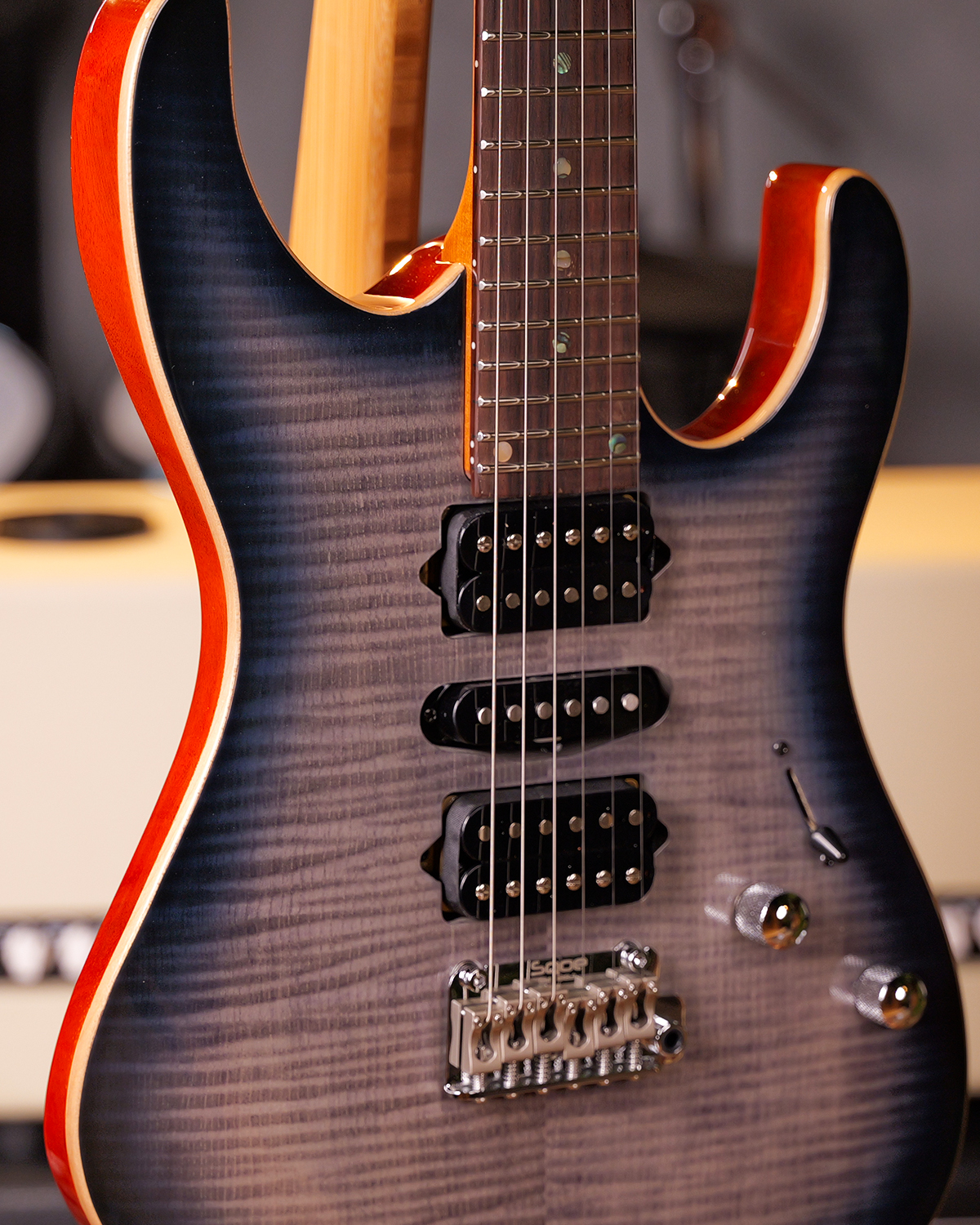 SQOE SEIB998 Ice heart blue Custom HSH Electric Guitar