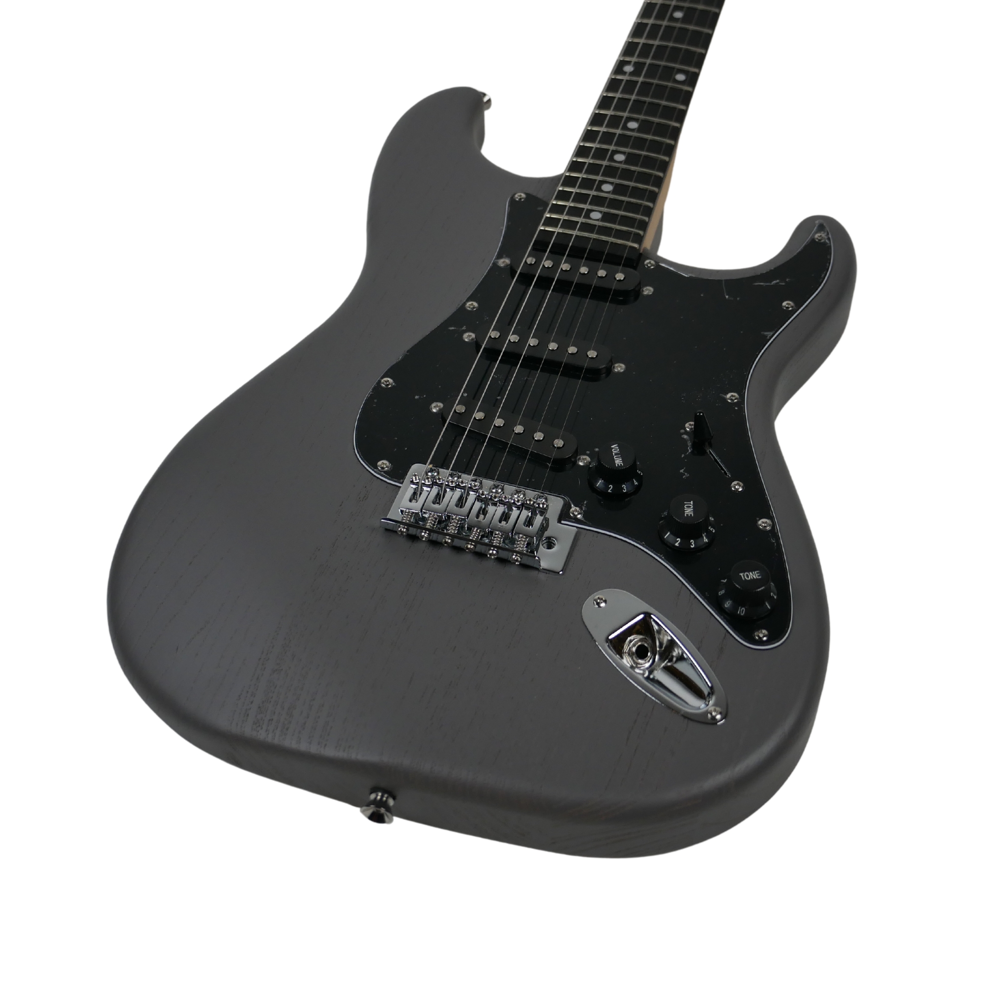 DONNER DST-80 Matte black Electric Guitar 39 Beginner Electric Guitar Kit with Amp Classic SSS Pickup Complete with Gig Bag Tuner Capo Strap Picks