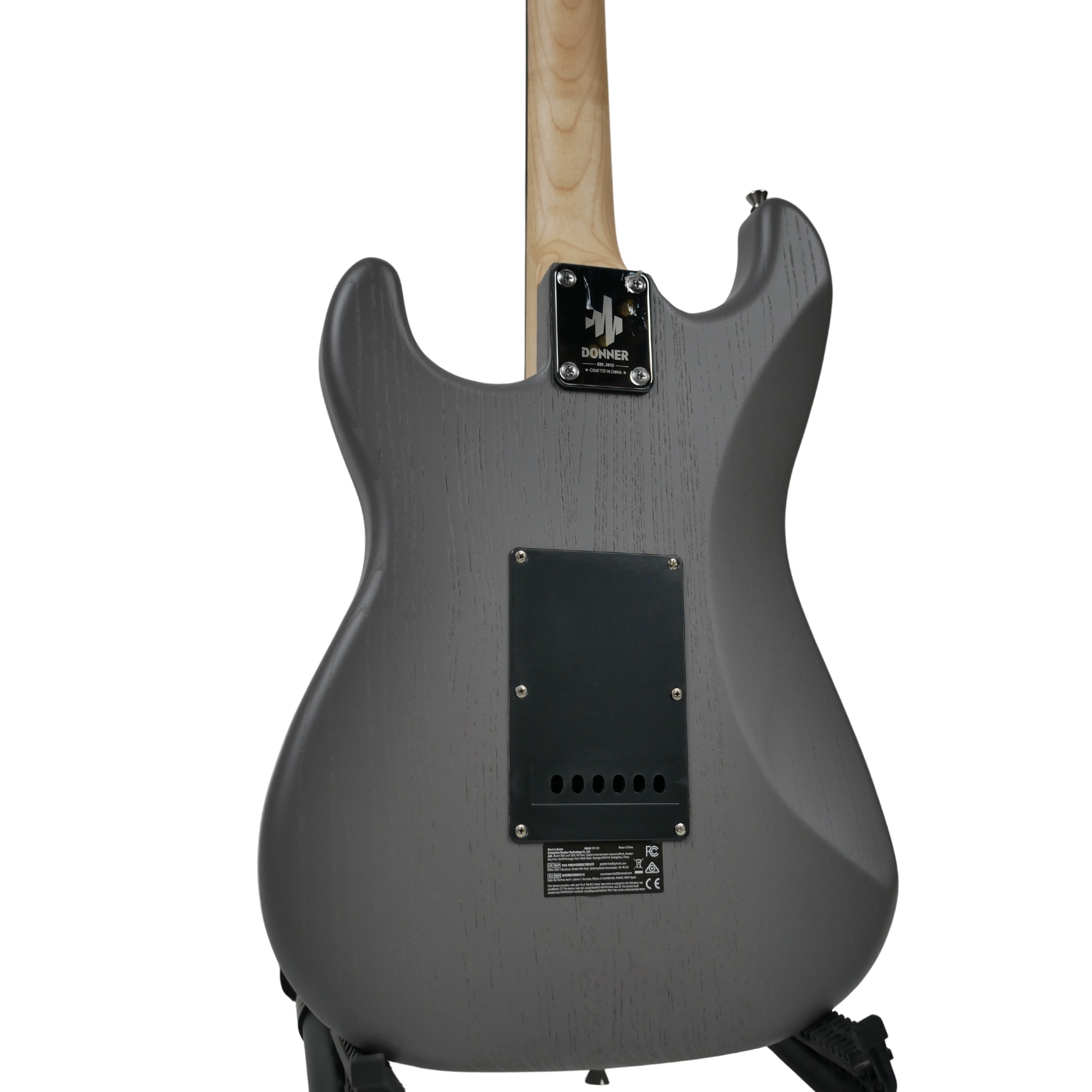 DONNER DST-80 Matte black Electric Guitar 39 Beginner Electric Guitar Kit with Amp Classic SSS Pickup Complete with Gig Bag Tuner Capo Strap Picks