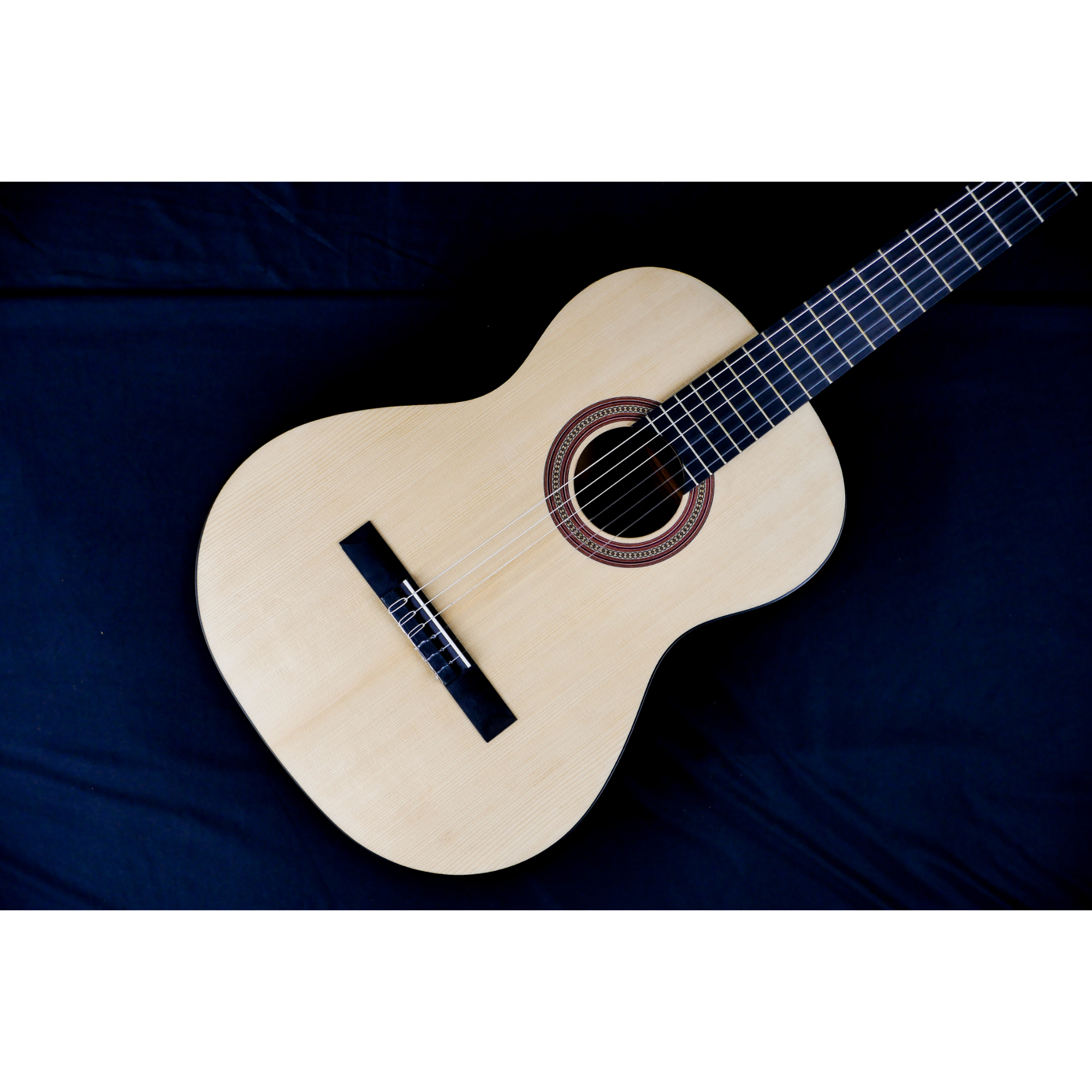 MARTINEZ Toledo MC-18S - natural classical guitar
