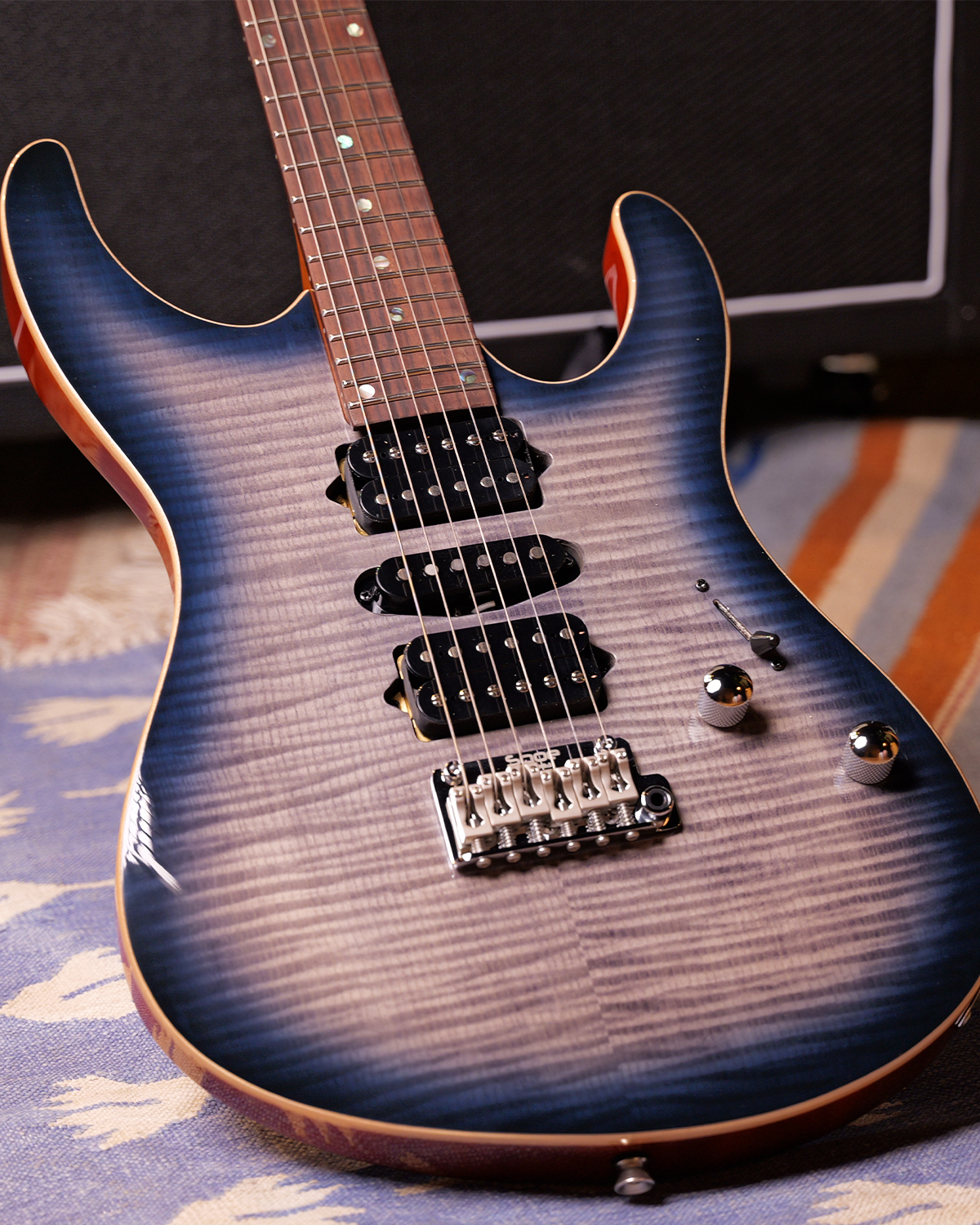 SQOE SEIB998 Ice heart blue Custom HSH Electric Guitar