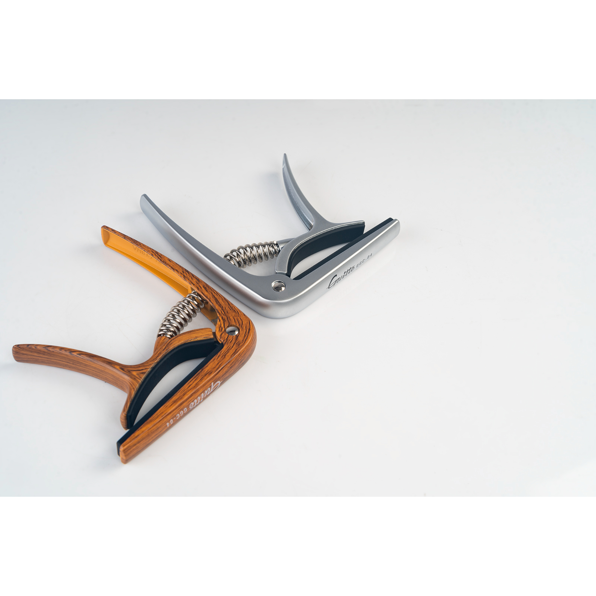Guitto GGC-04 classical guitar capo - wood finish