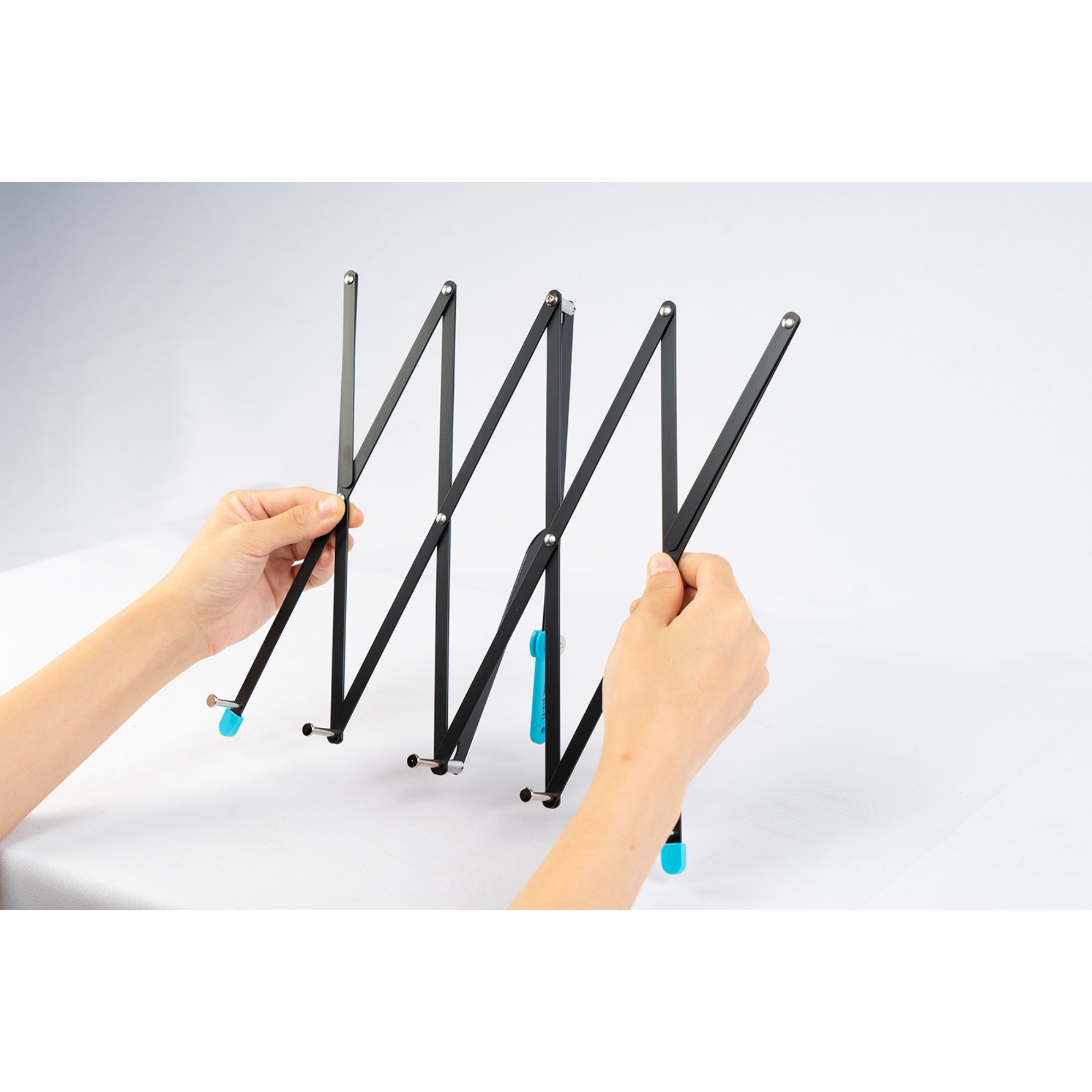 Guitto GSS02 portable desktop folding notationsheet music stand