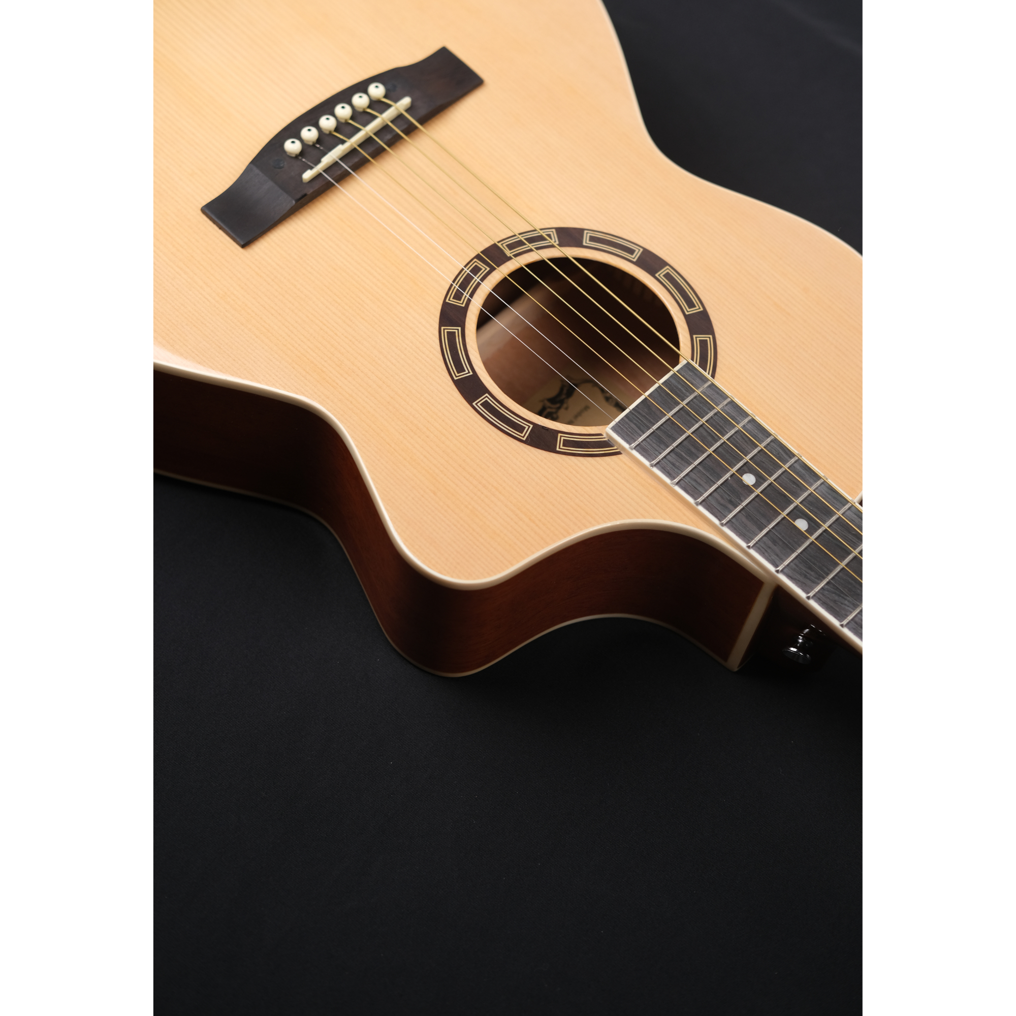 Richtone B239C Natural glossy JF style cutaway Acoustic guitar