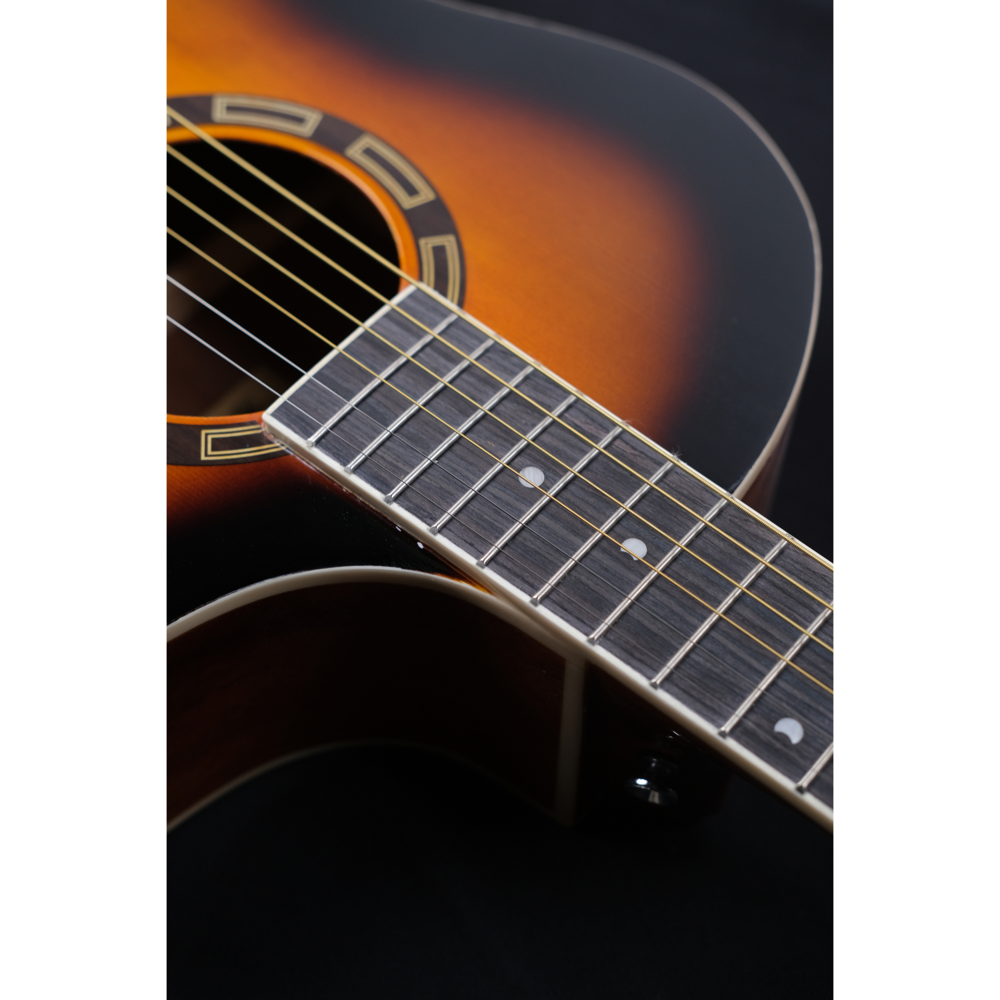 Richtone B239CE Piezo Sunburst glossy JF style cutaway Semi-Acoustic guitar