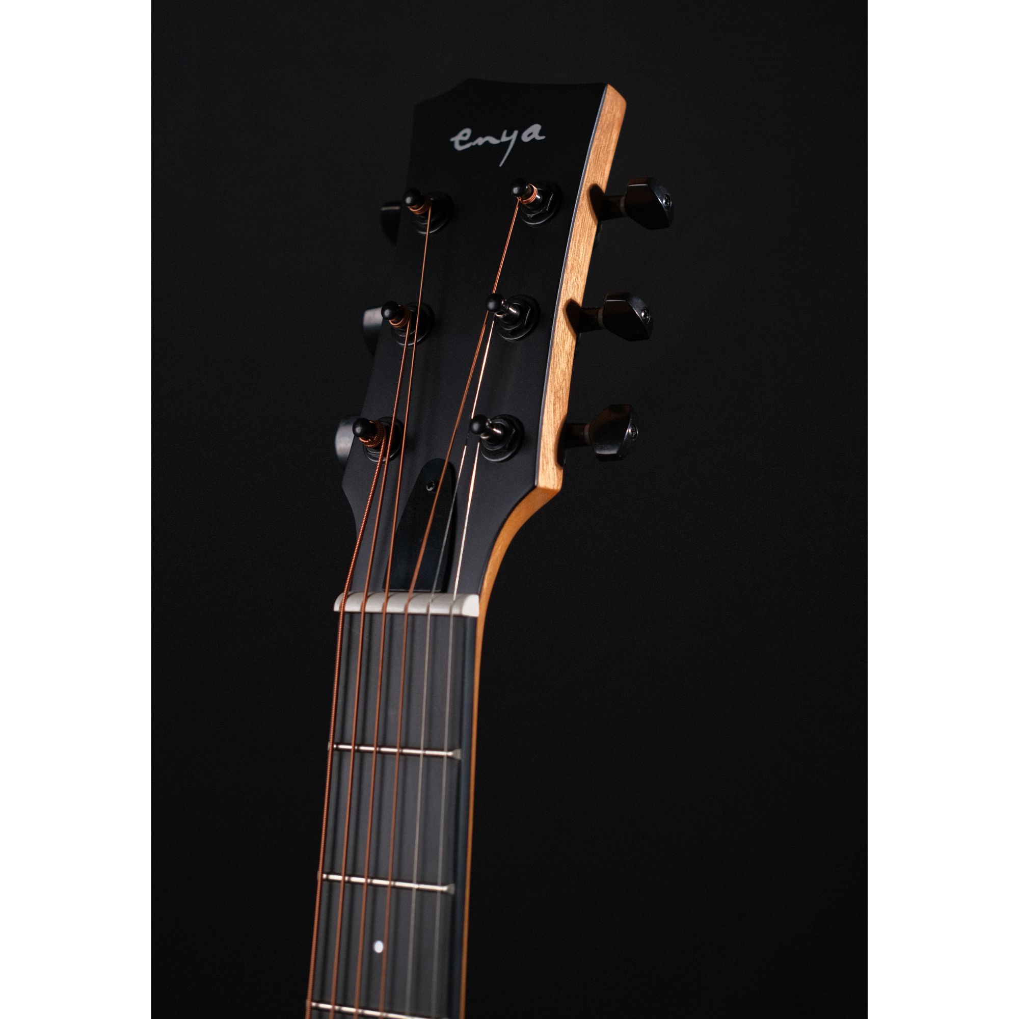 Enya ED X0 Eq Dreadnaught Semi acoustic guitar Transacoustic