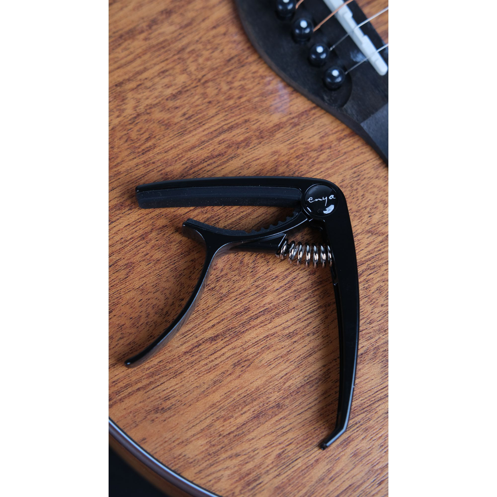 Guitar capo - enya