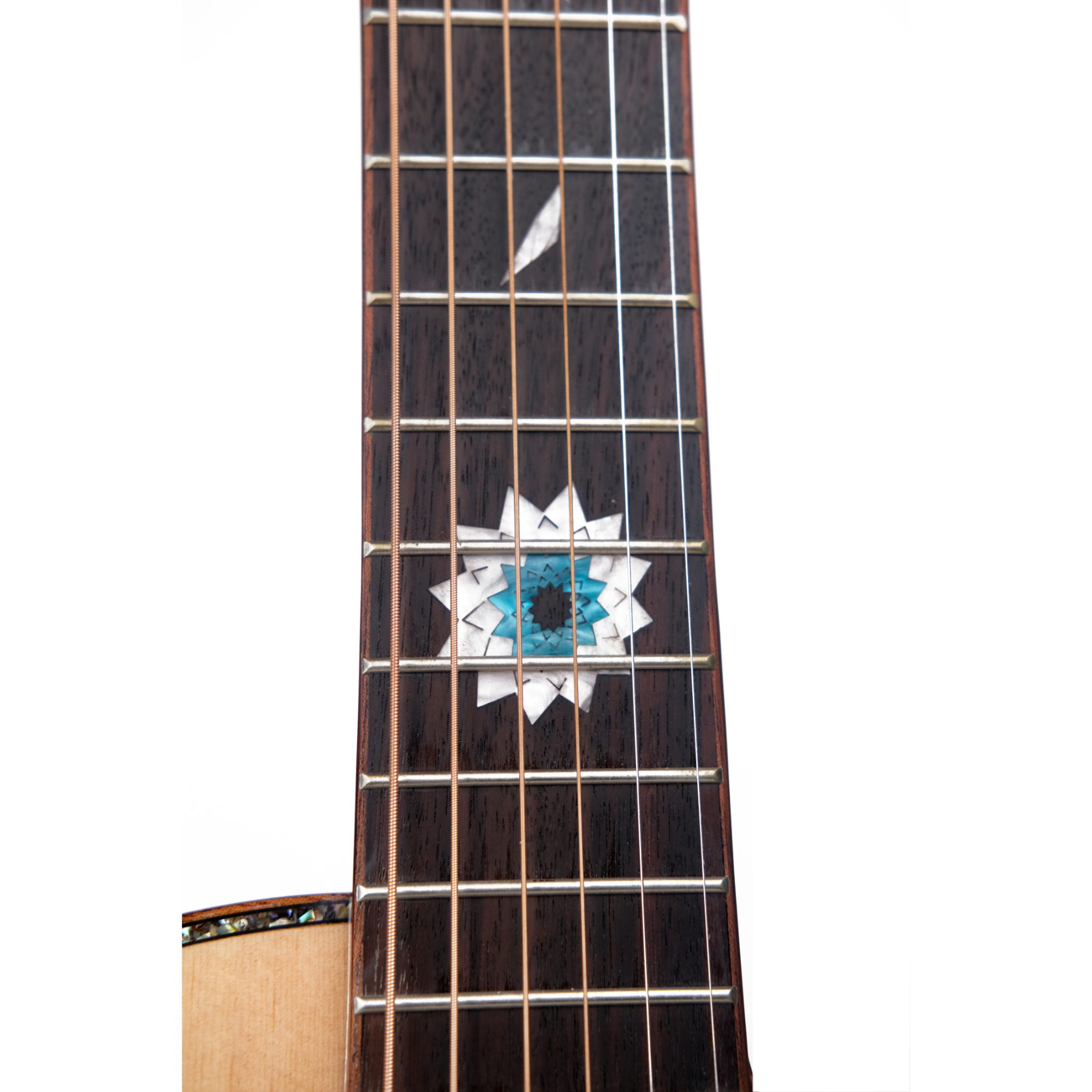 Stage S236CS NA - Solid top Travel guitar cutaway
