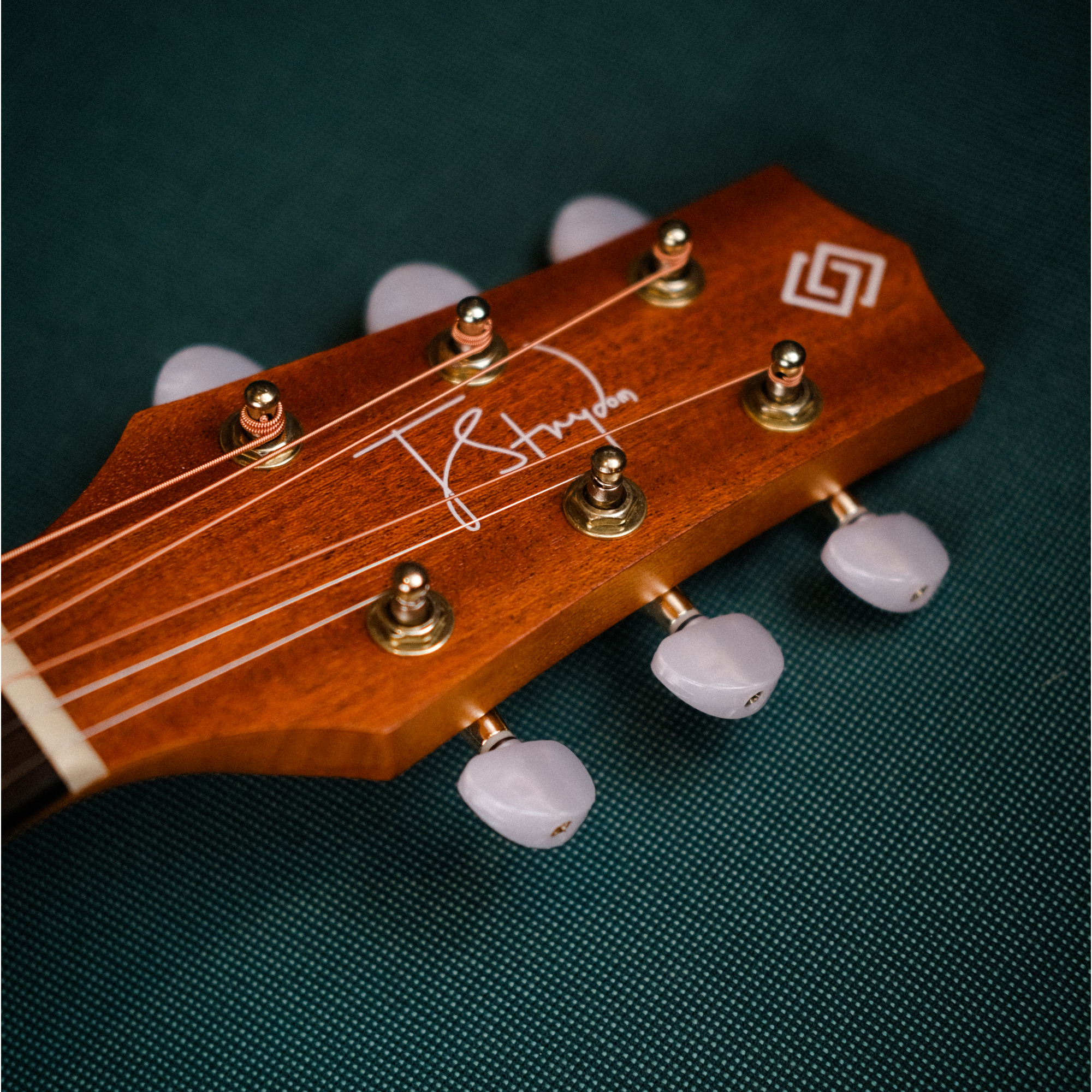 Strydom Performance P140 SB - OM Body