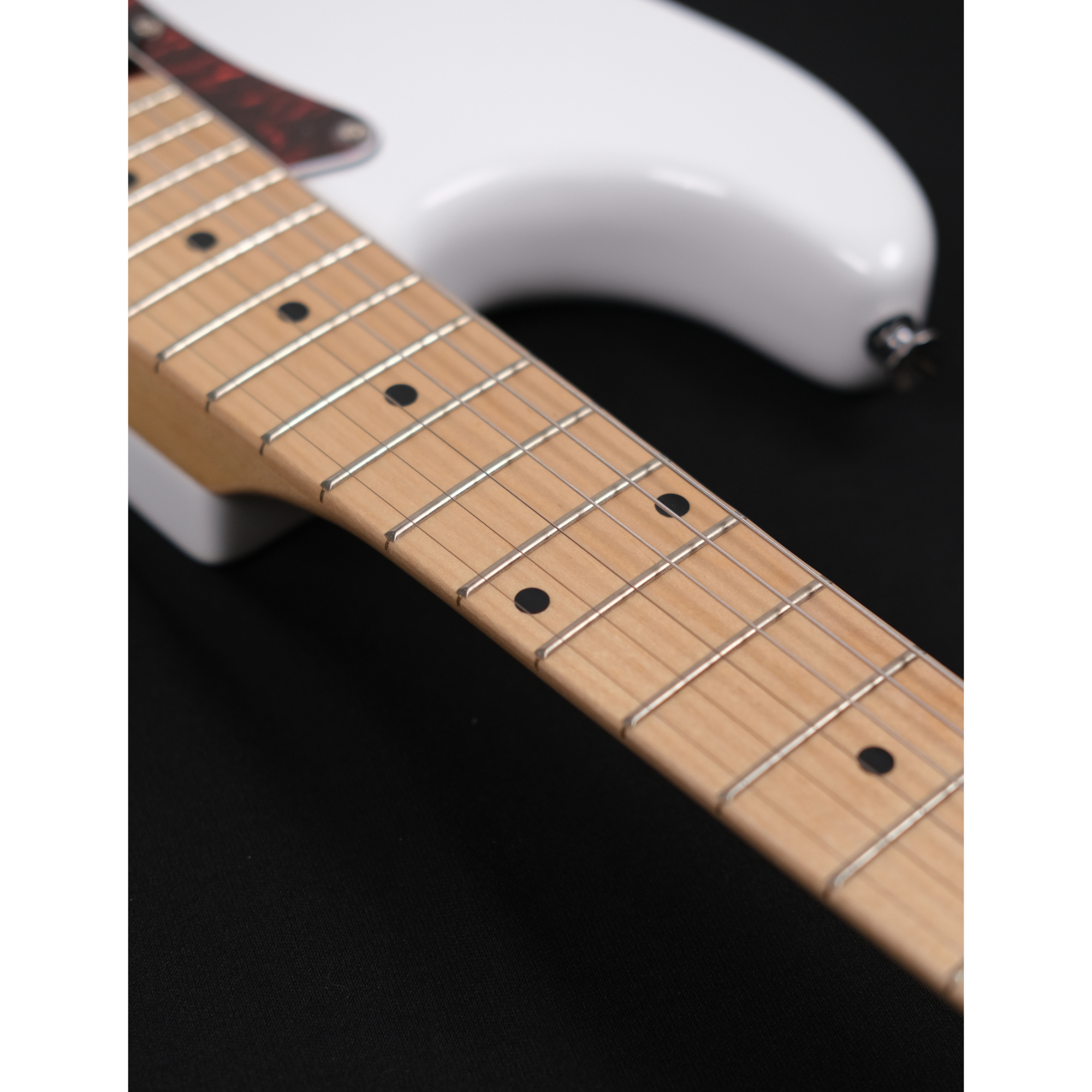 Strydom Magna ST20M Stratway White - Maple