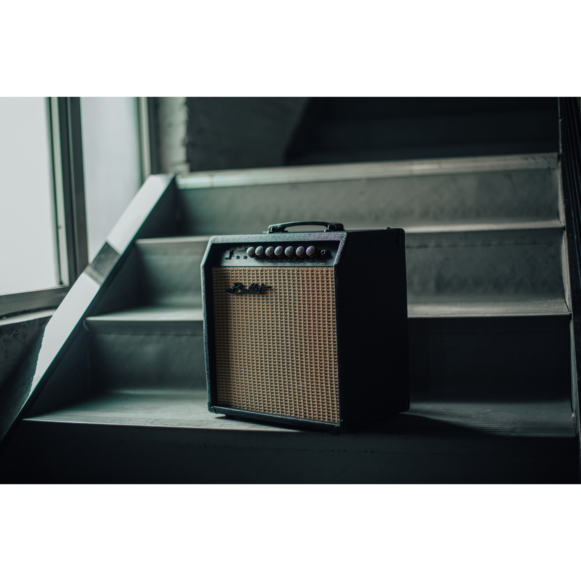 Bullet BlueFace 20 Brown Electric guitar amplifier