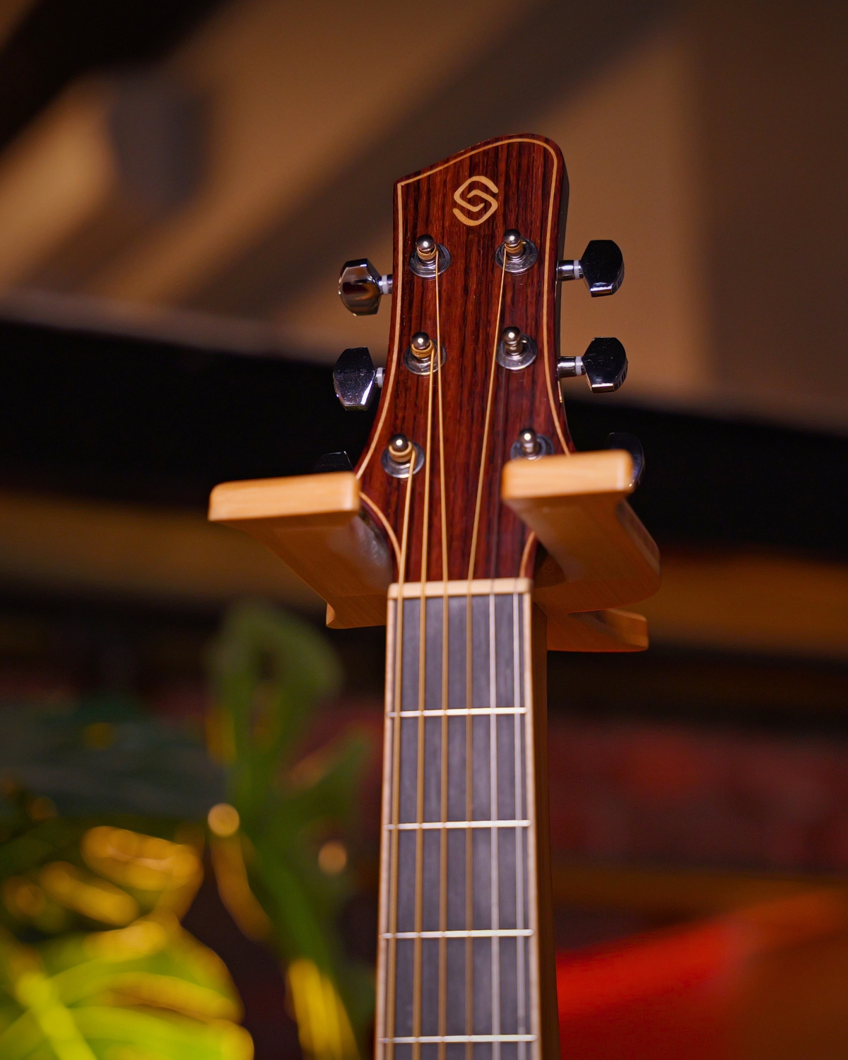 Strydom F240CE auditorium semi acoustic guitar Cherry red gloss