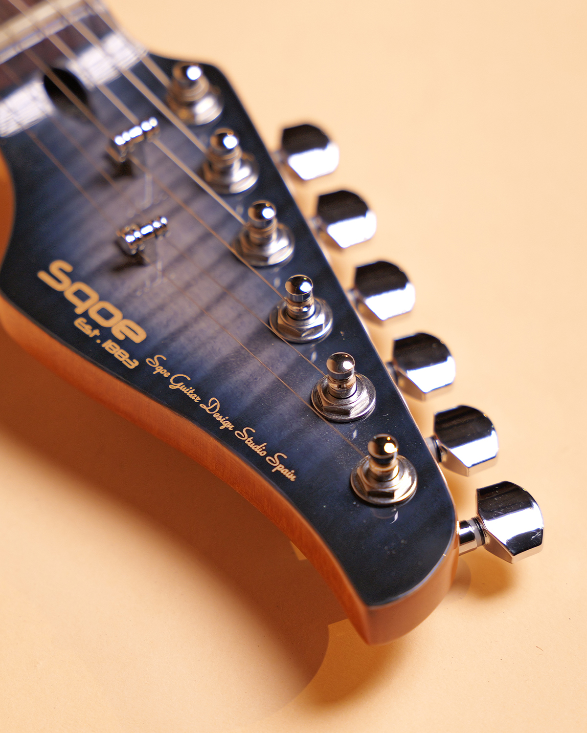 SQOE SEIB998 Ice heart blue  Custom HSH Electric Guitar