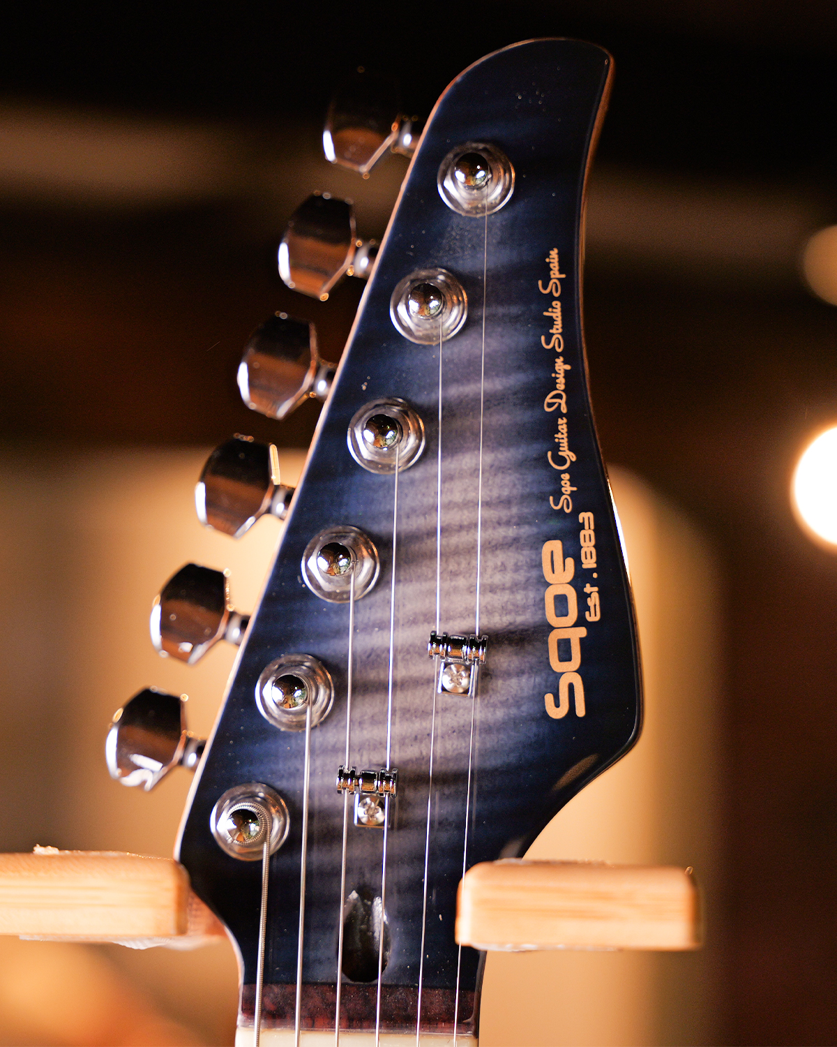 SQOE SEIB998 Ice heart blue Custom HSH Electric Guitar